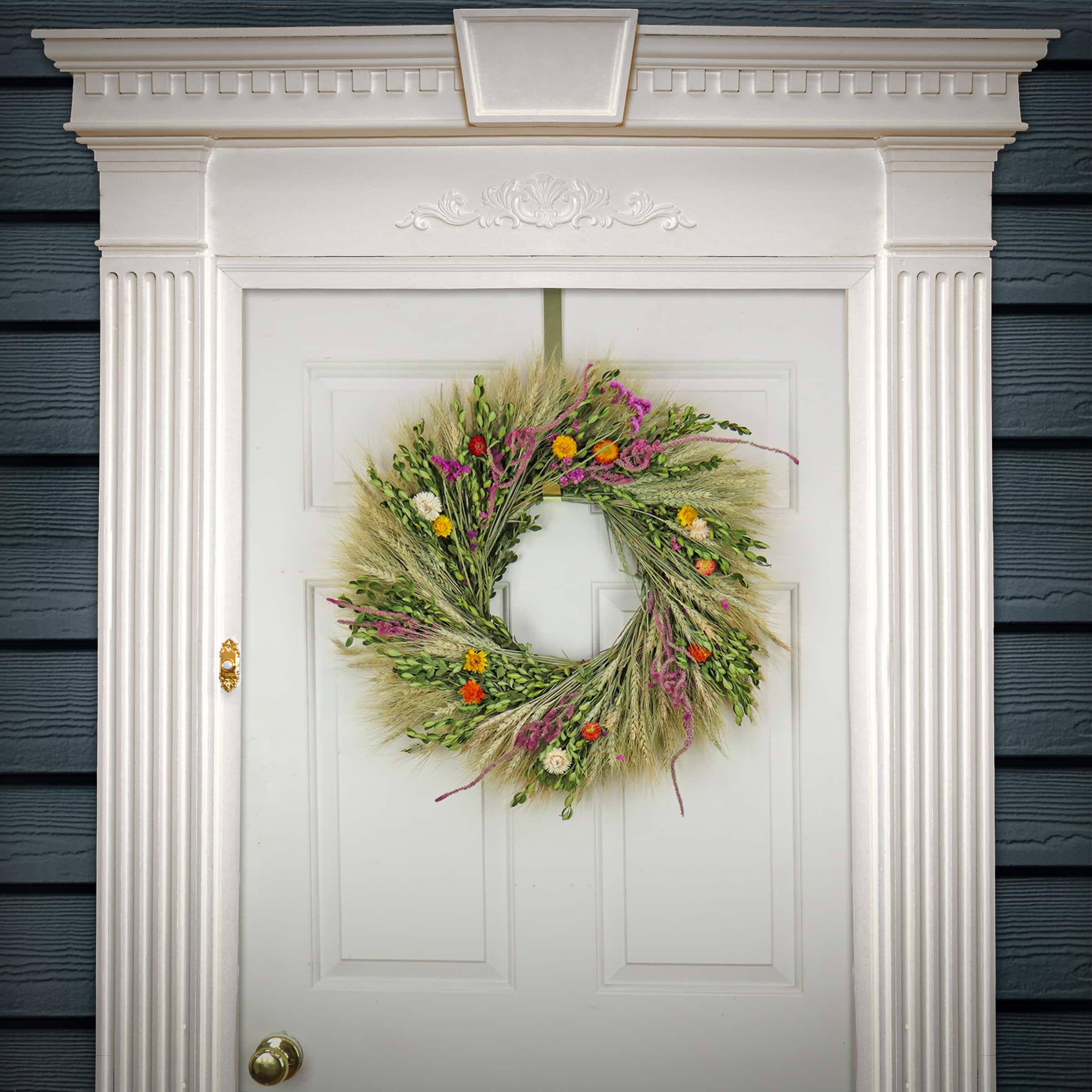 22'' Wheat and Straw Flowers Spring Wreath