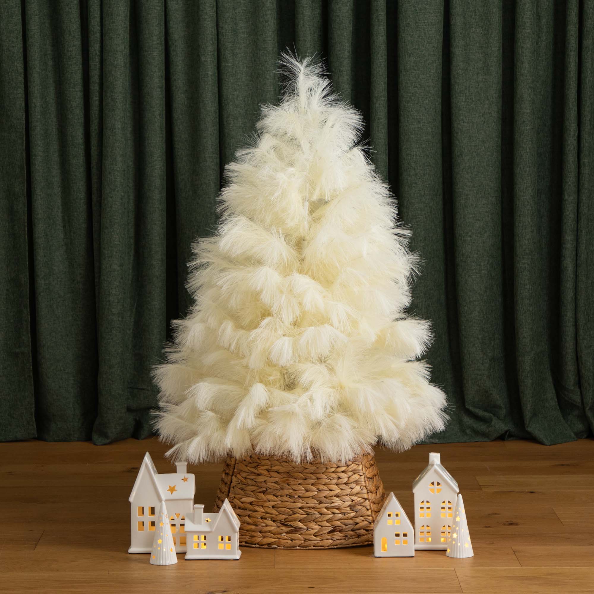 4ft. Unlit Off-White Pampas Grass Artificial Christmas Tree