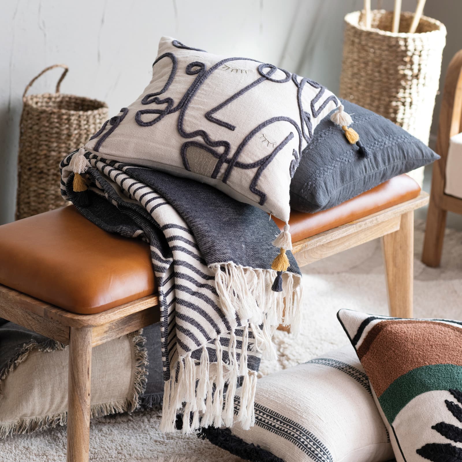 Hello Honey® Cotton Jacquard Throw Blanket with Arch Design and Fringe, Black and White