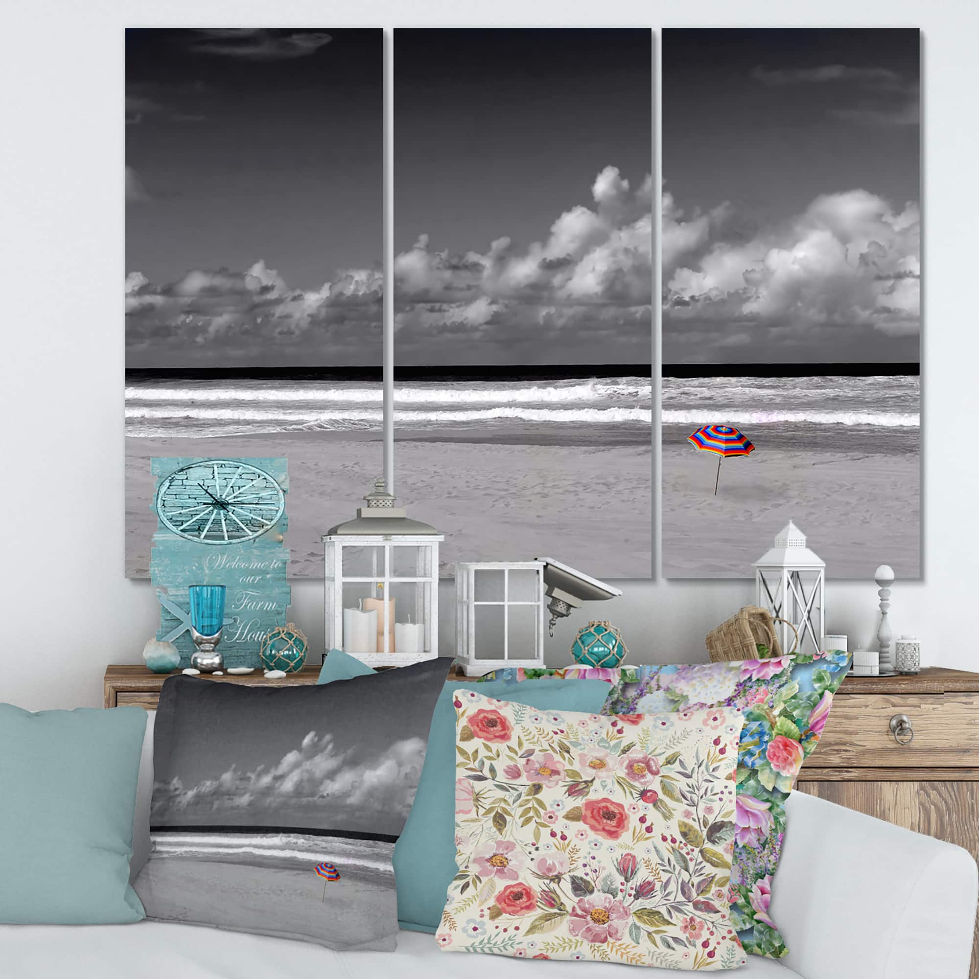 Designart - Monochrome Coastline Under Cloudy Sky