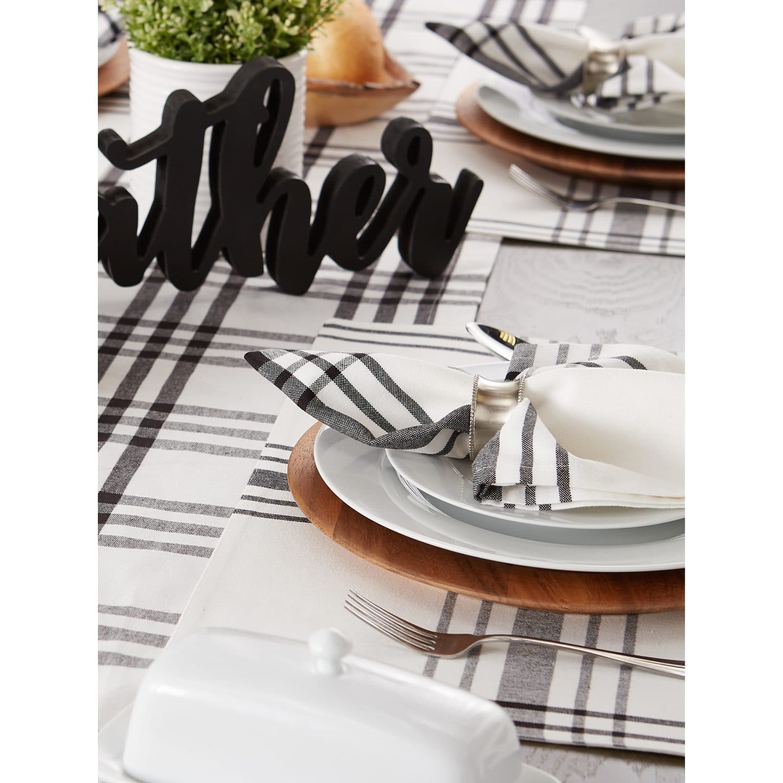 DII® Black Home Sweet Farmhouse Napkins, 6ct.