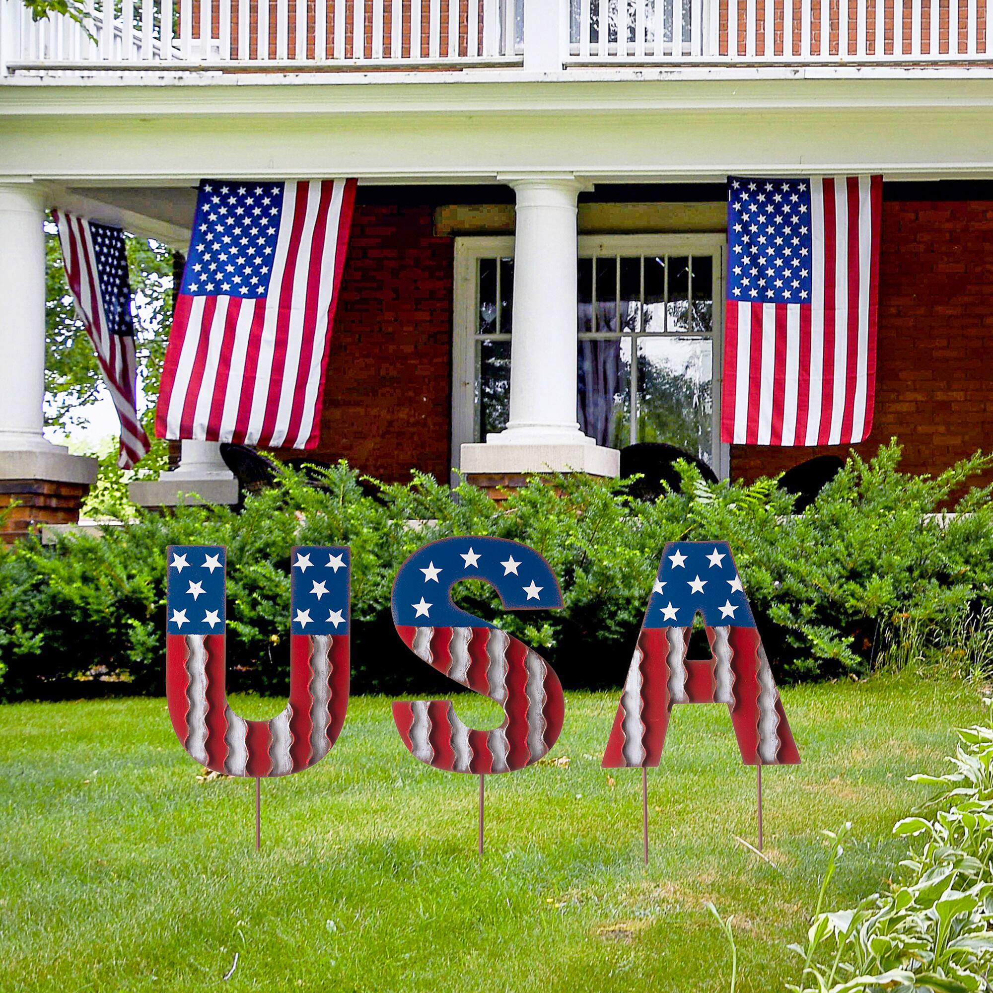 Glitzhome® 46" Metal U.S.A. Yard Stake