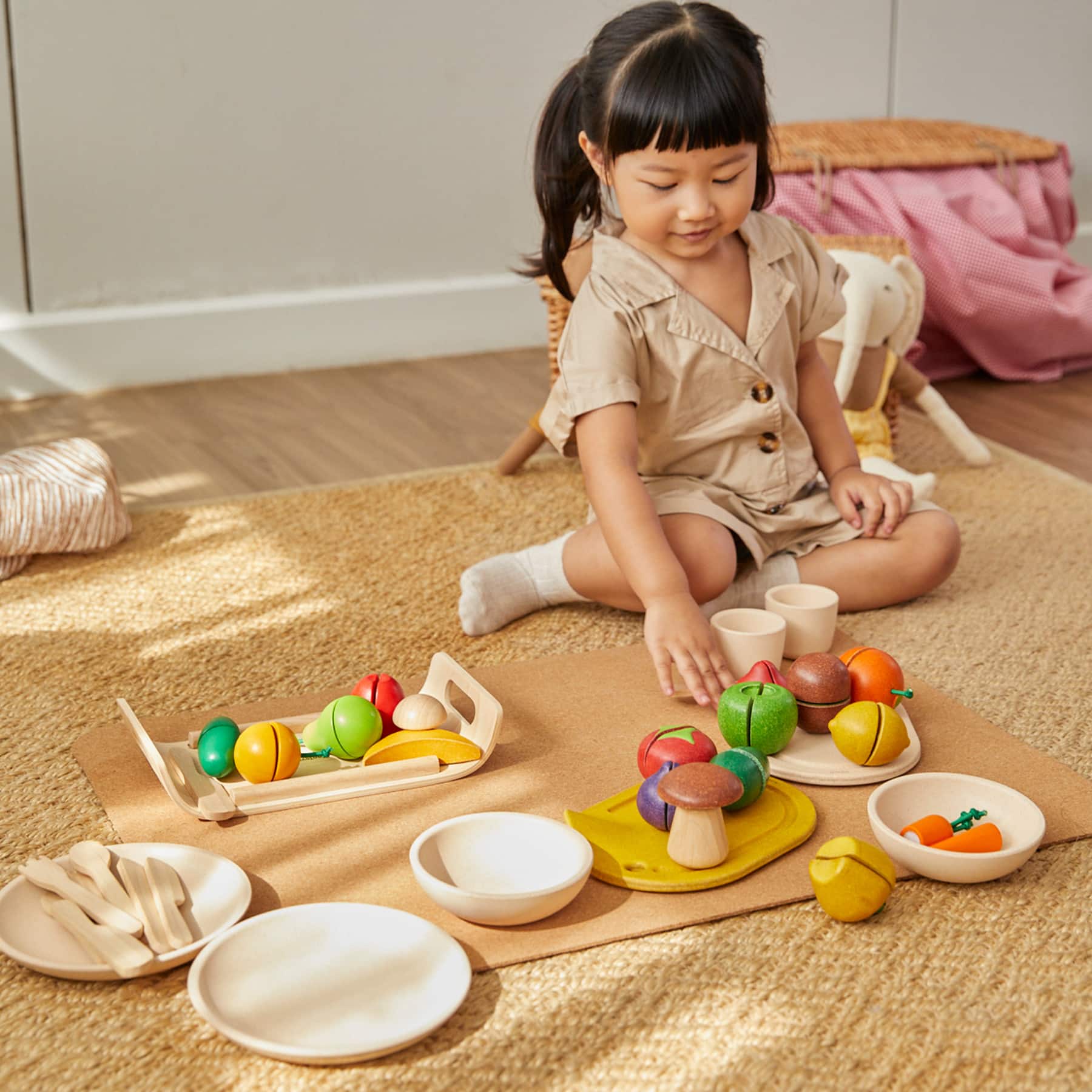 PlanToys Wooden Pretend Play Fruit & Vegetable Food Set