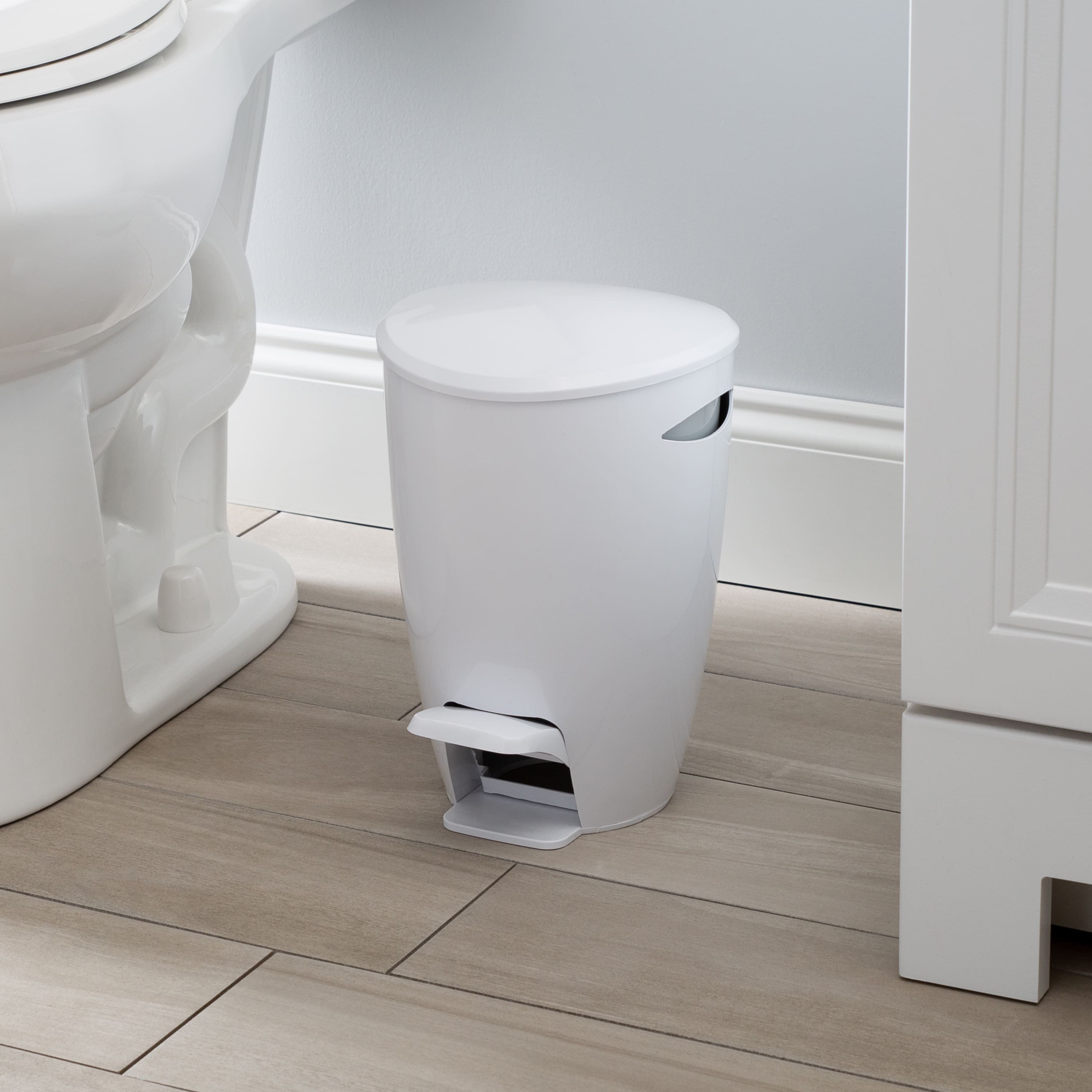 Bath Bliss White 5L Contour Step Pedal Waste Bin