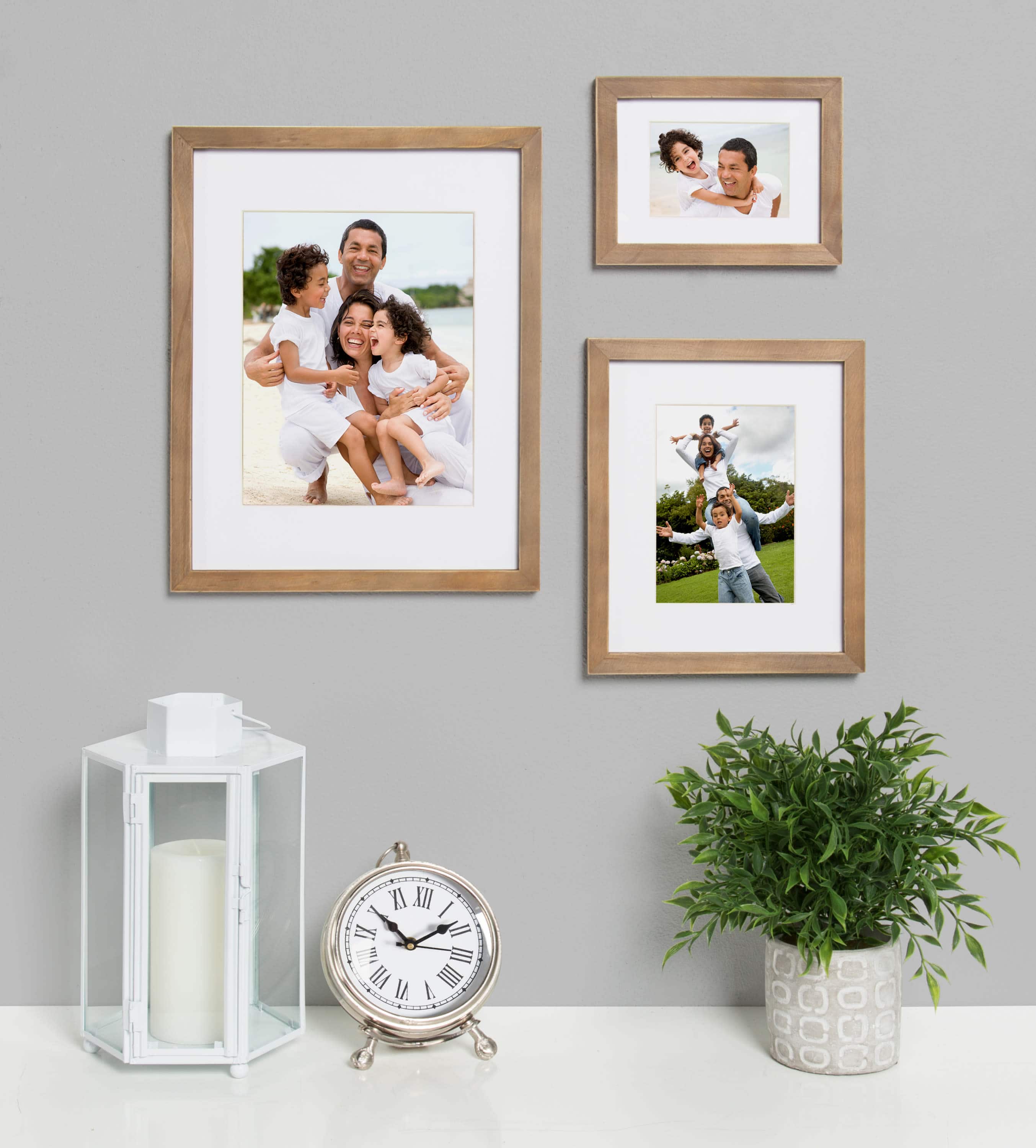 Kate and Laurel Gallery 8" x 10" Picture Frames with 5" x 7" Mat