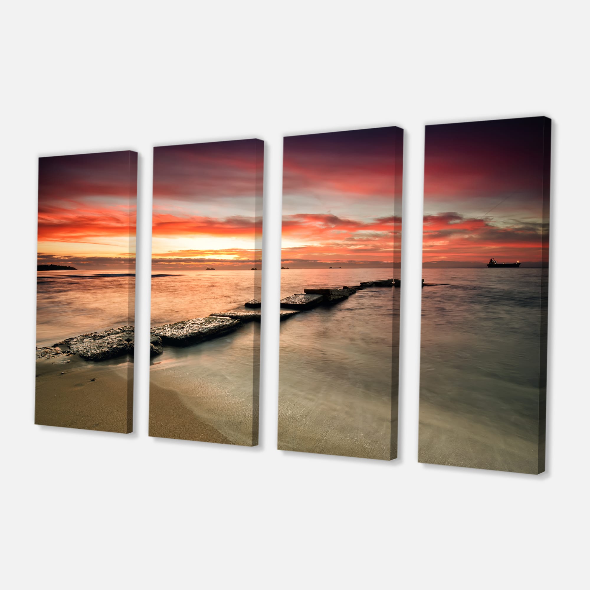 Designart - Wonderful Sunrise on Black Ocean - Beach Photo Canvas Print