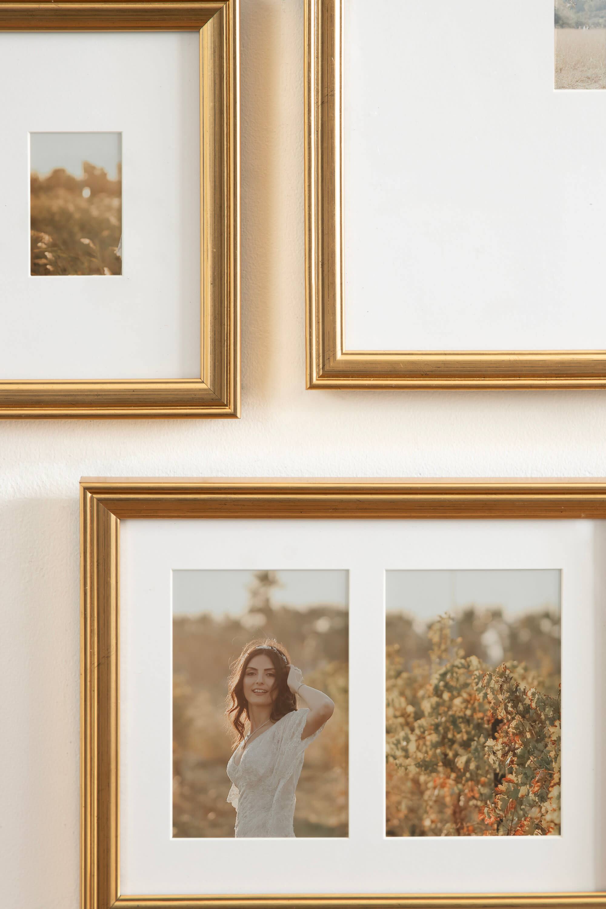 Kate and Laurel Adlynn Gold Wall Picture Photo Frame Set