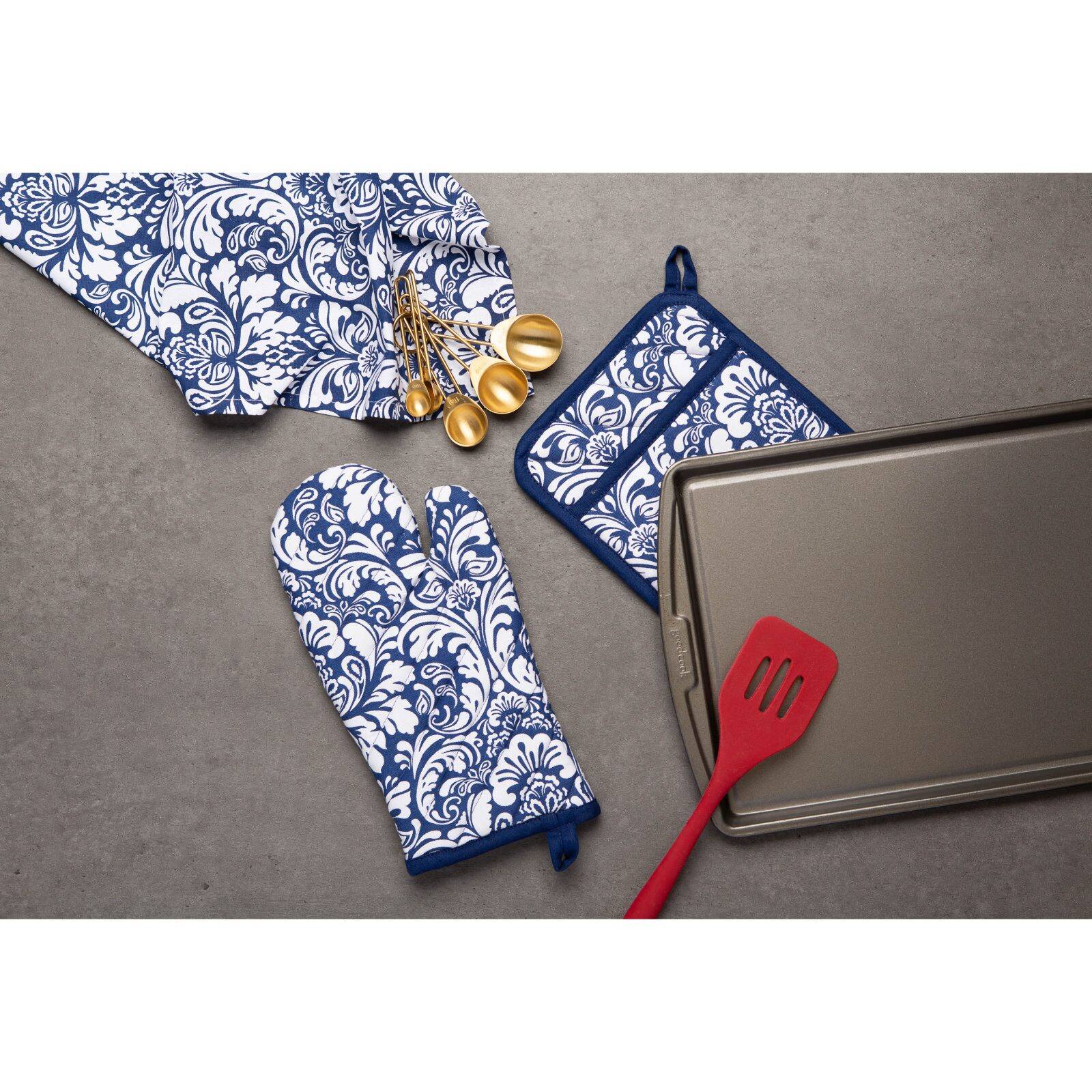 DII® Nautical Blue Damask Dishtowel, 2ct.