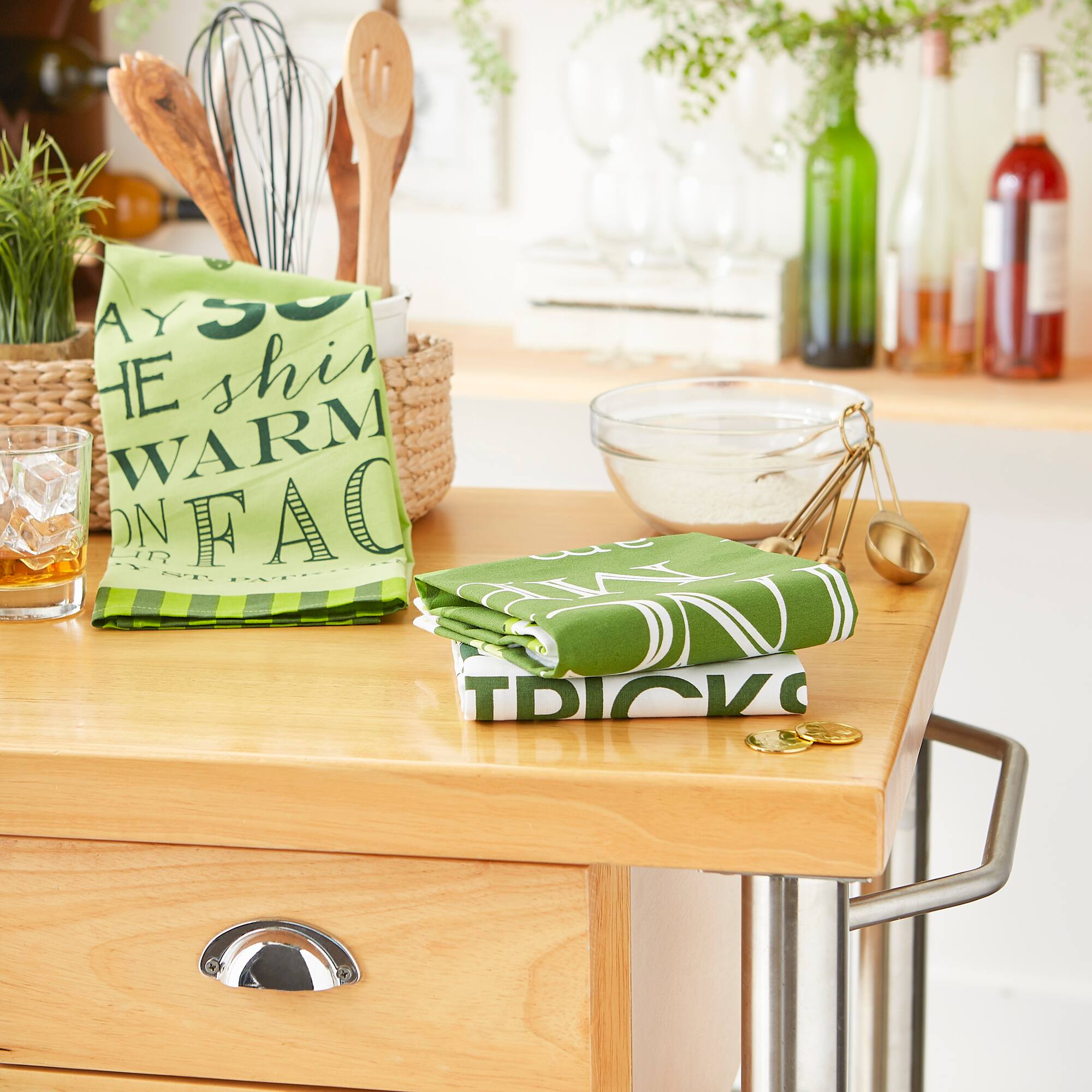 DII® Green & White St. Patrick's Day Printed Dishtowels, 3ct.