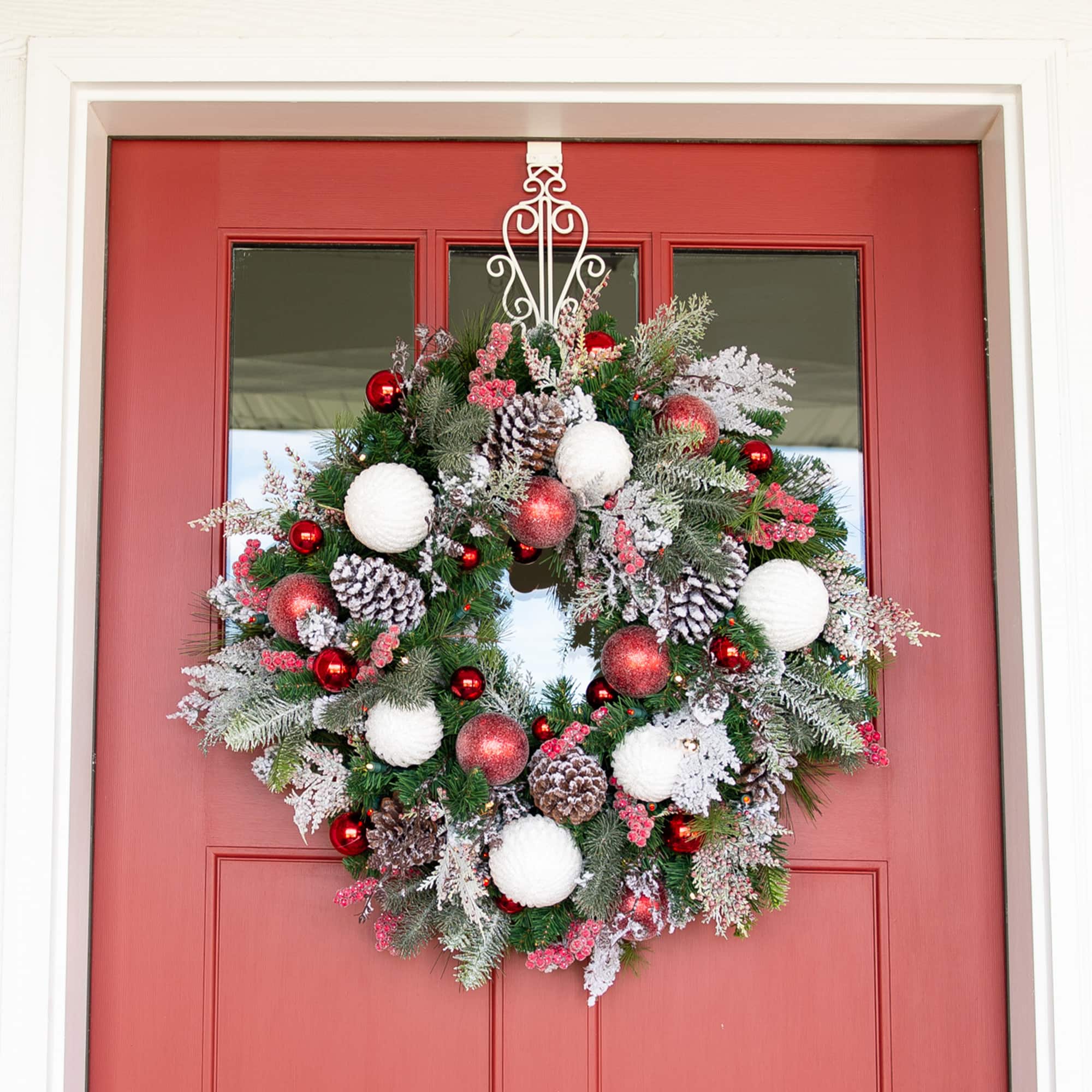Village Lighting Adjustable Colonial Wreath Hanger