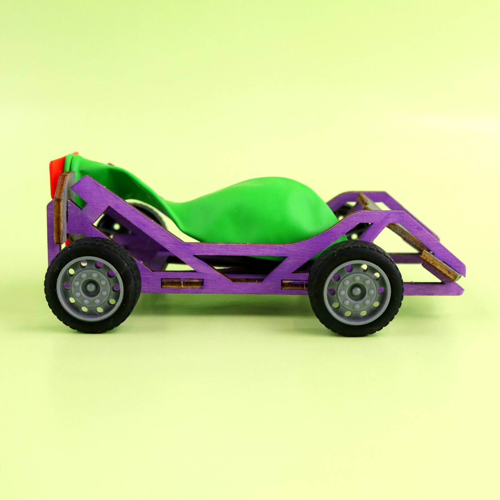 ArtSkills® Epic Lab Propulsion Racer STEM Kit