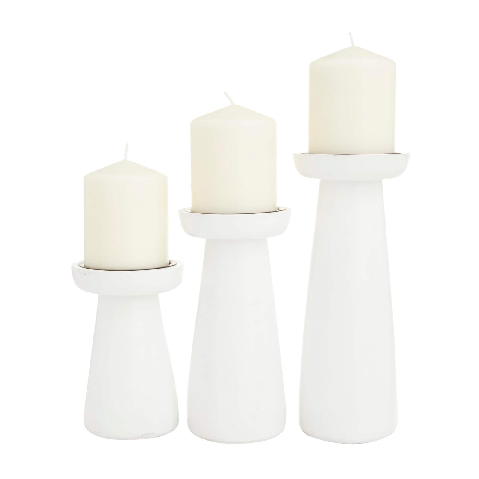 CosmoLiving by Cosmopolitan White Modern Candle Holder Set