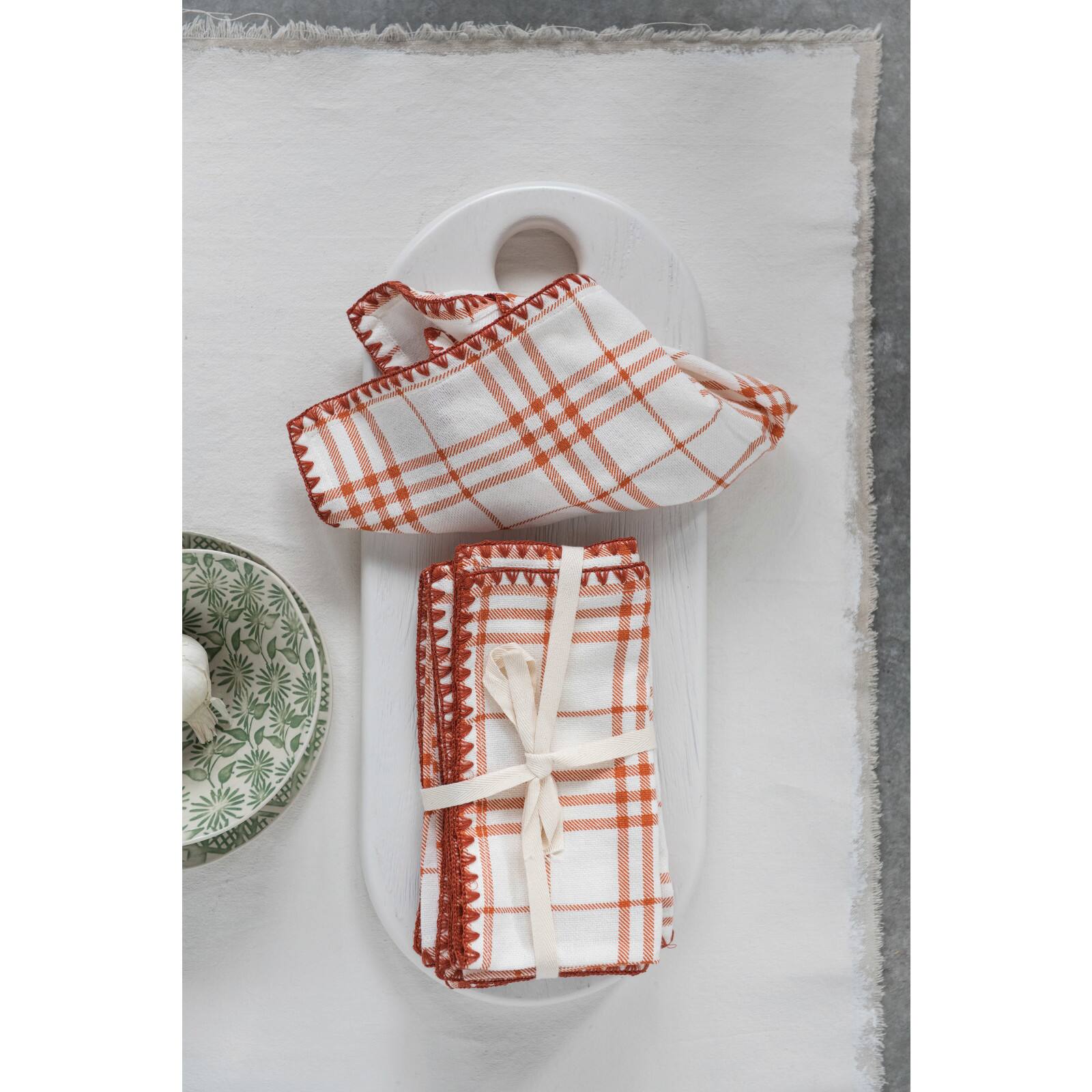 Hello Honey® 19" Textured White Acacia Wood Cheese/Serving Board