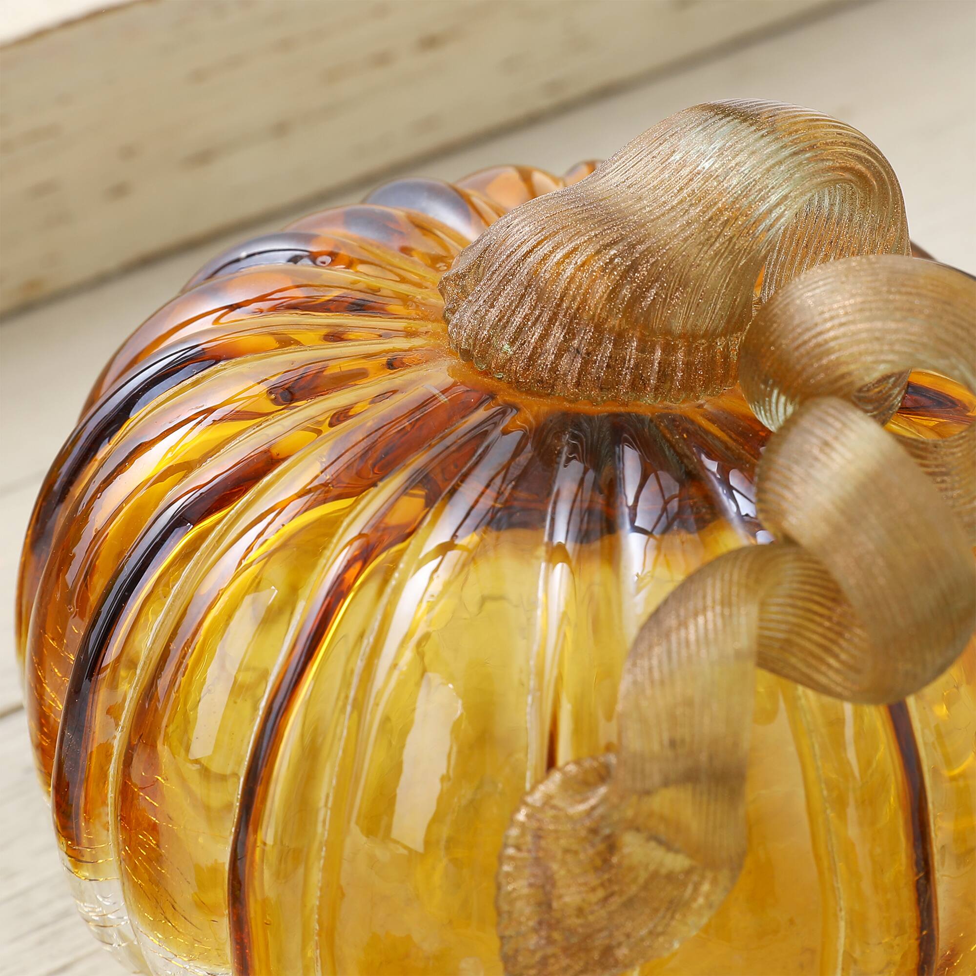 Glitzhome® Crackle Glass Short Pumpkin, Amber