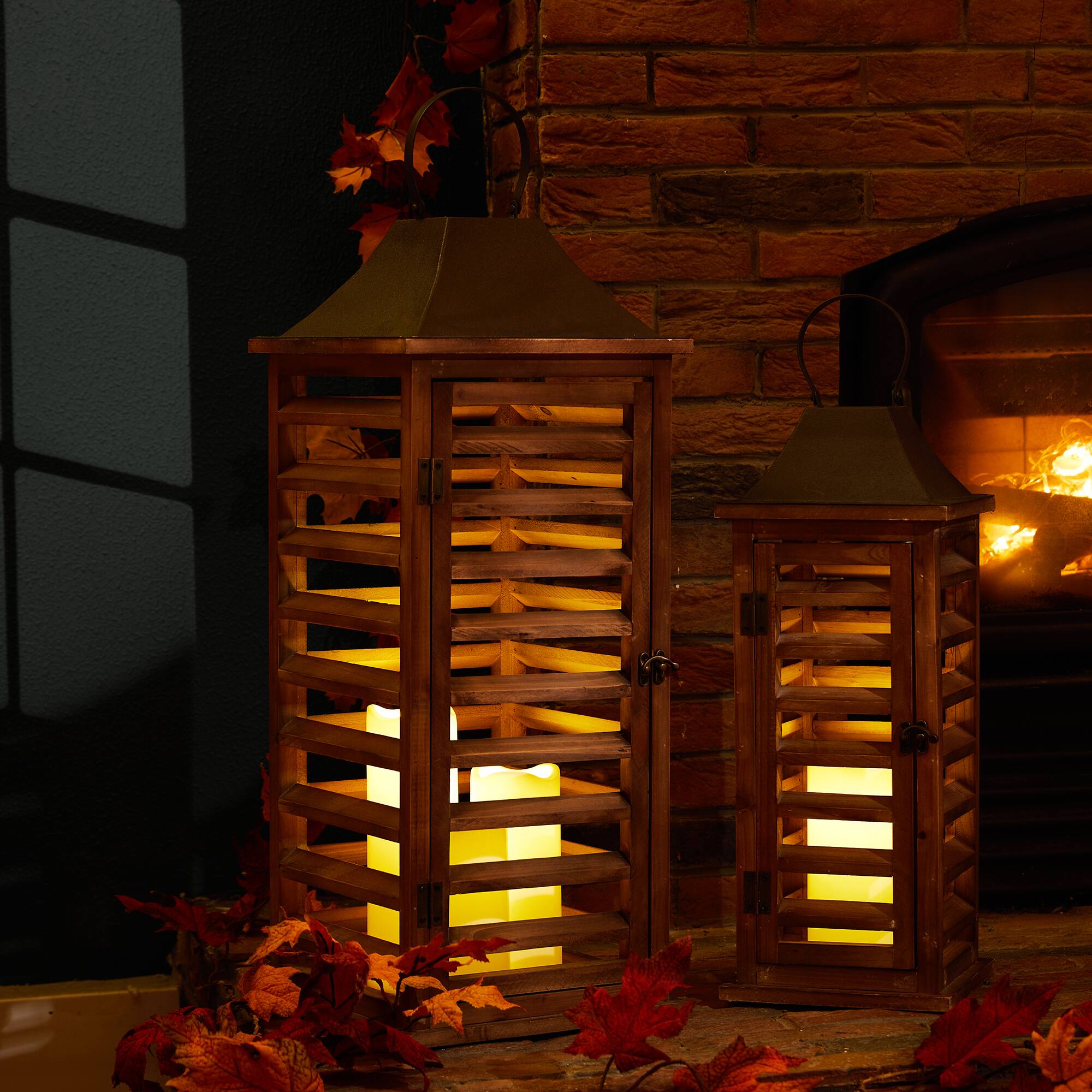 Modern Farmhouse Wooden Shutter Lantern Set, 25.5" & 19"