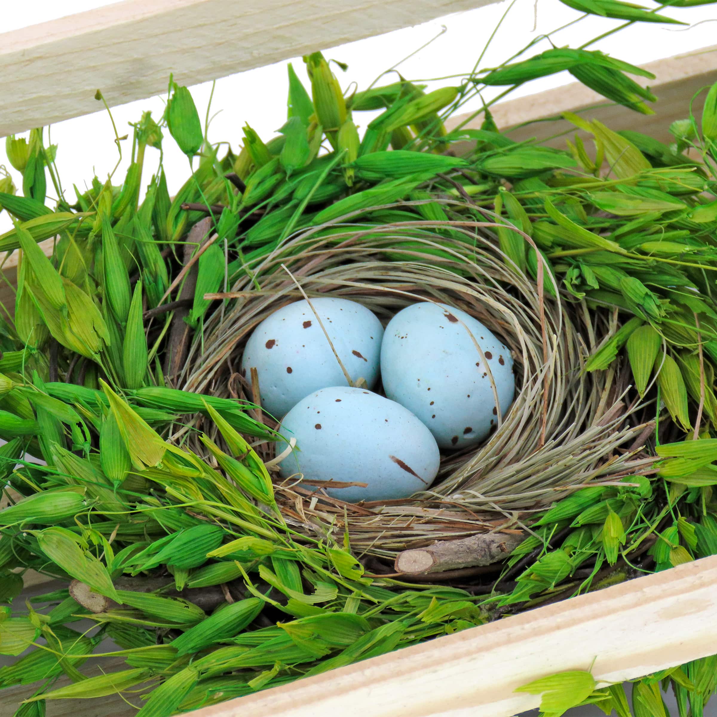 17" Triple Nest with Eggs Centerpiece