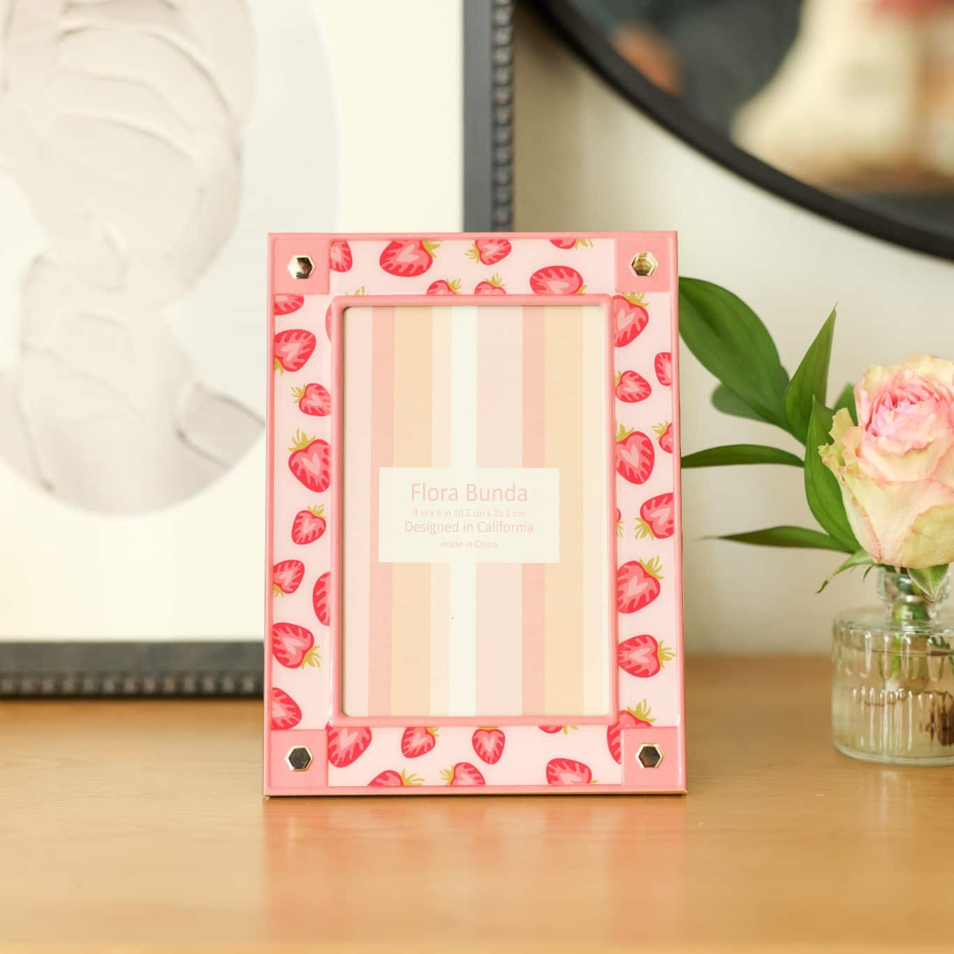 Flora Bunda 4" x 6" Strawberry Aluminum Picture Frame