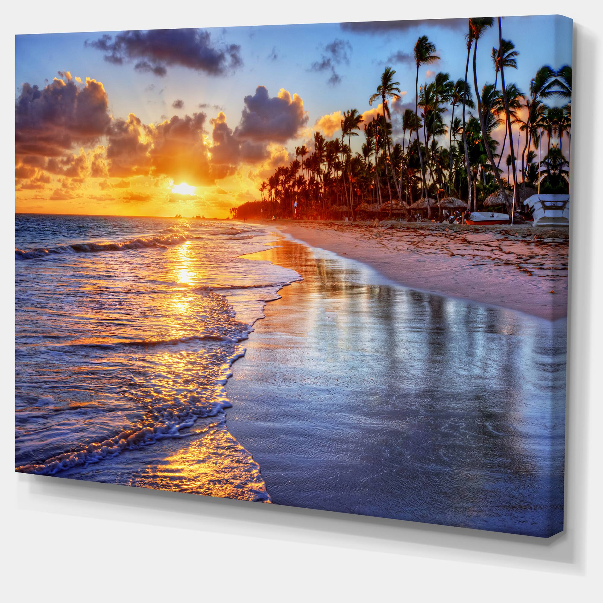 Designart - Beach Side Resort With Palm Trees - Seashore Canvas Art Print