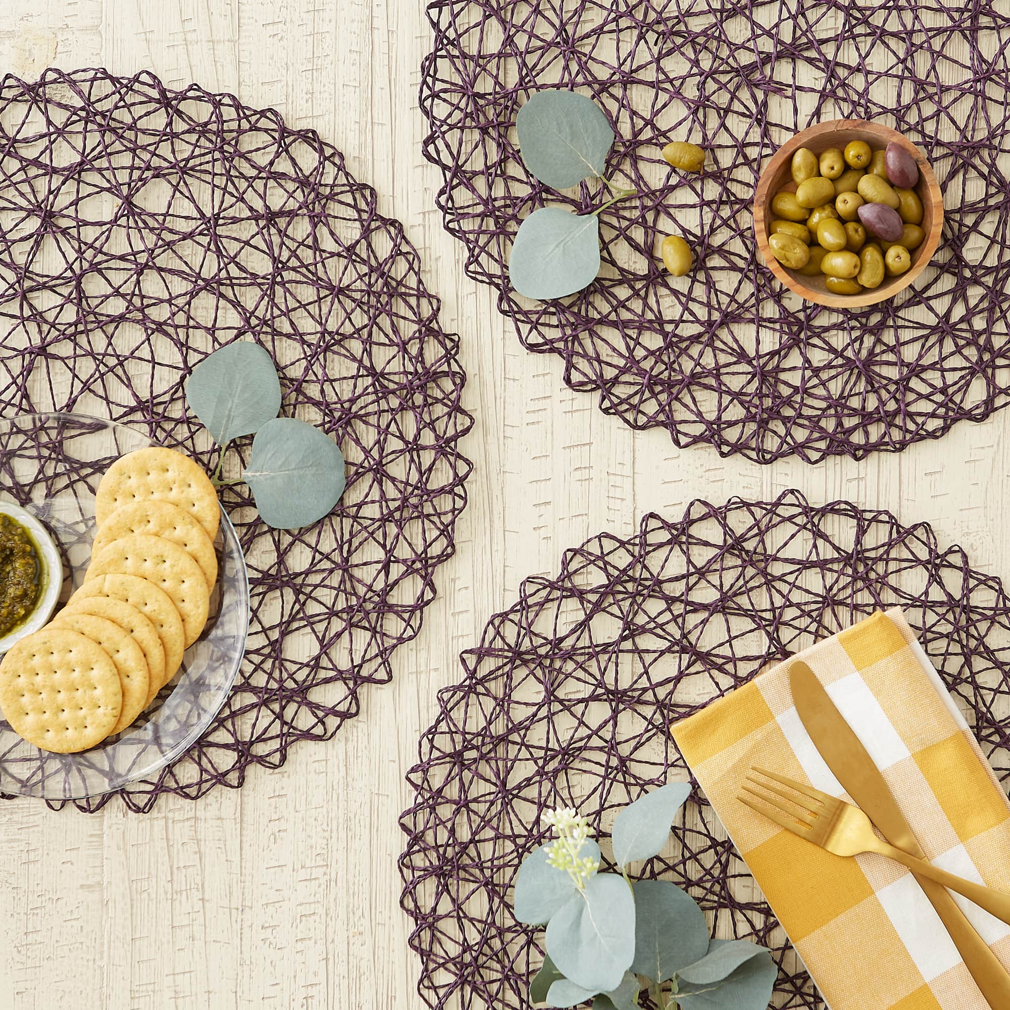 DII® Eggplant Woven Paper Round Placemat (Set of 6)