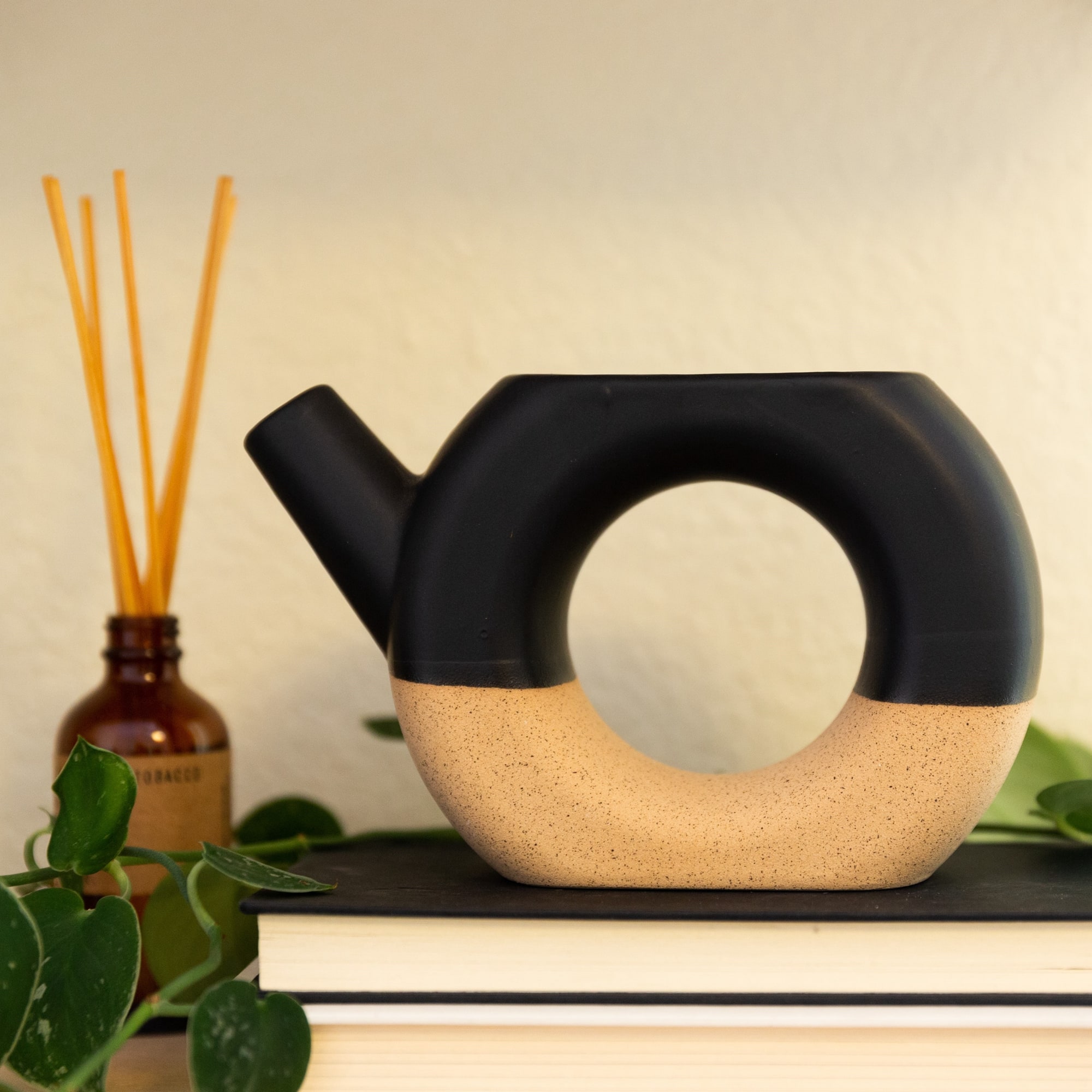 Flora Bunda 7.875" Water Pitcher