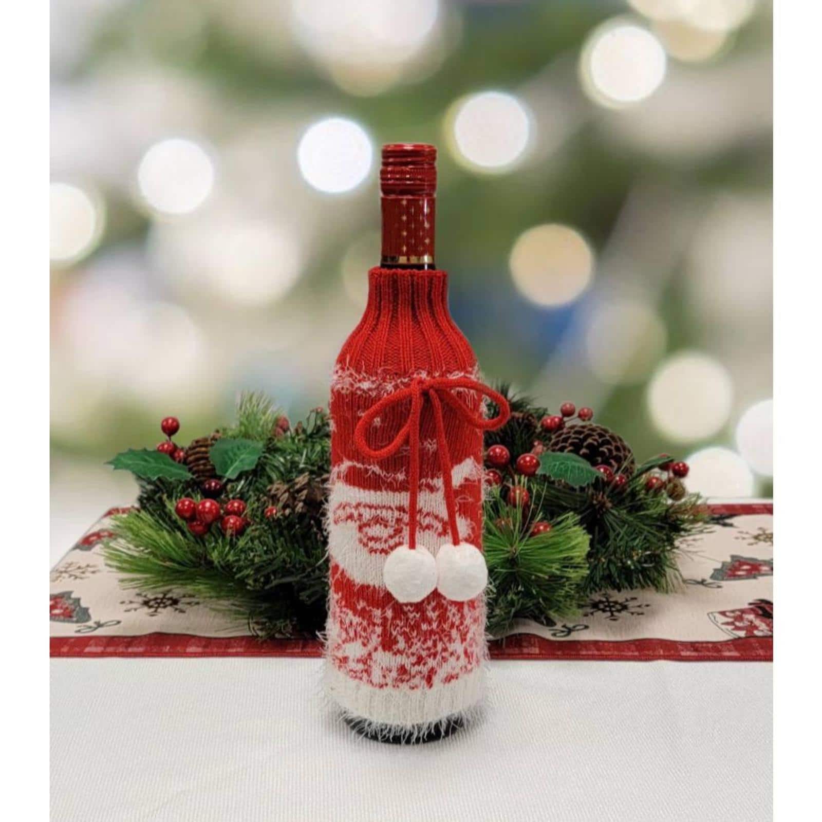Wizardi 8.27" x 11.69" Red & White Santa Christmas Bottle Cover