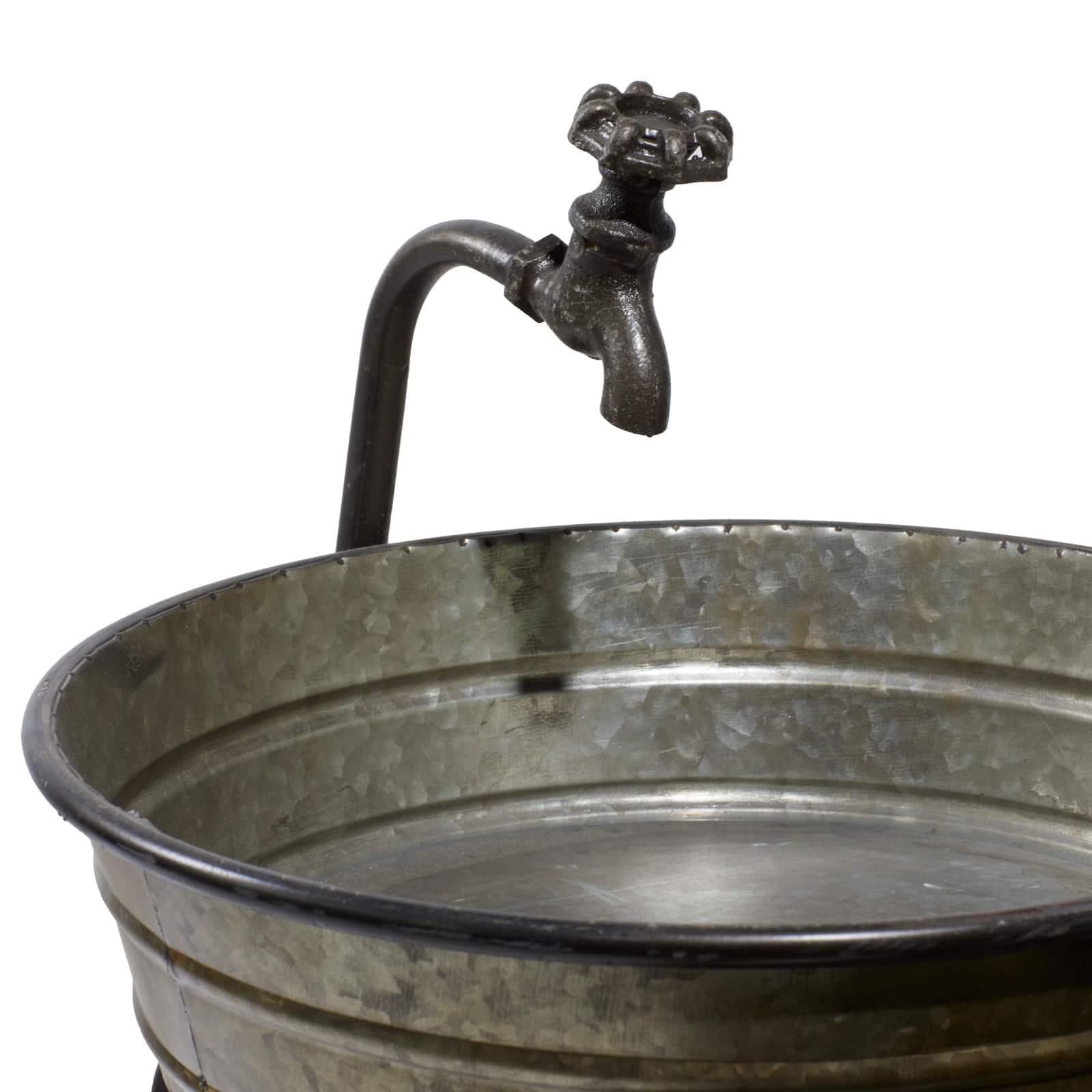 Grey Iron Farmhouse Fountain, 26" x 30" x 21"