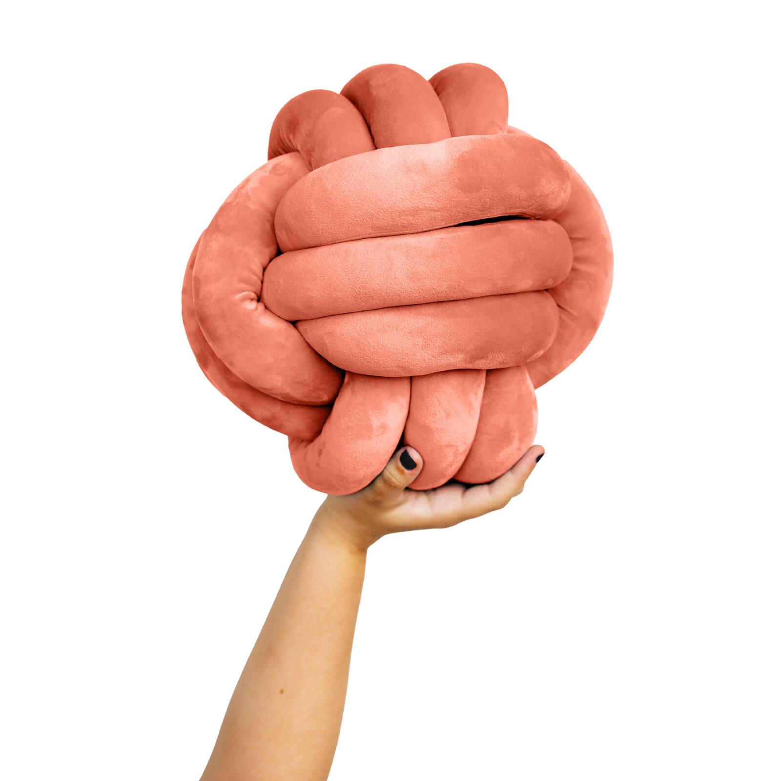FIORA 10" Cuddle Ball
