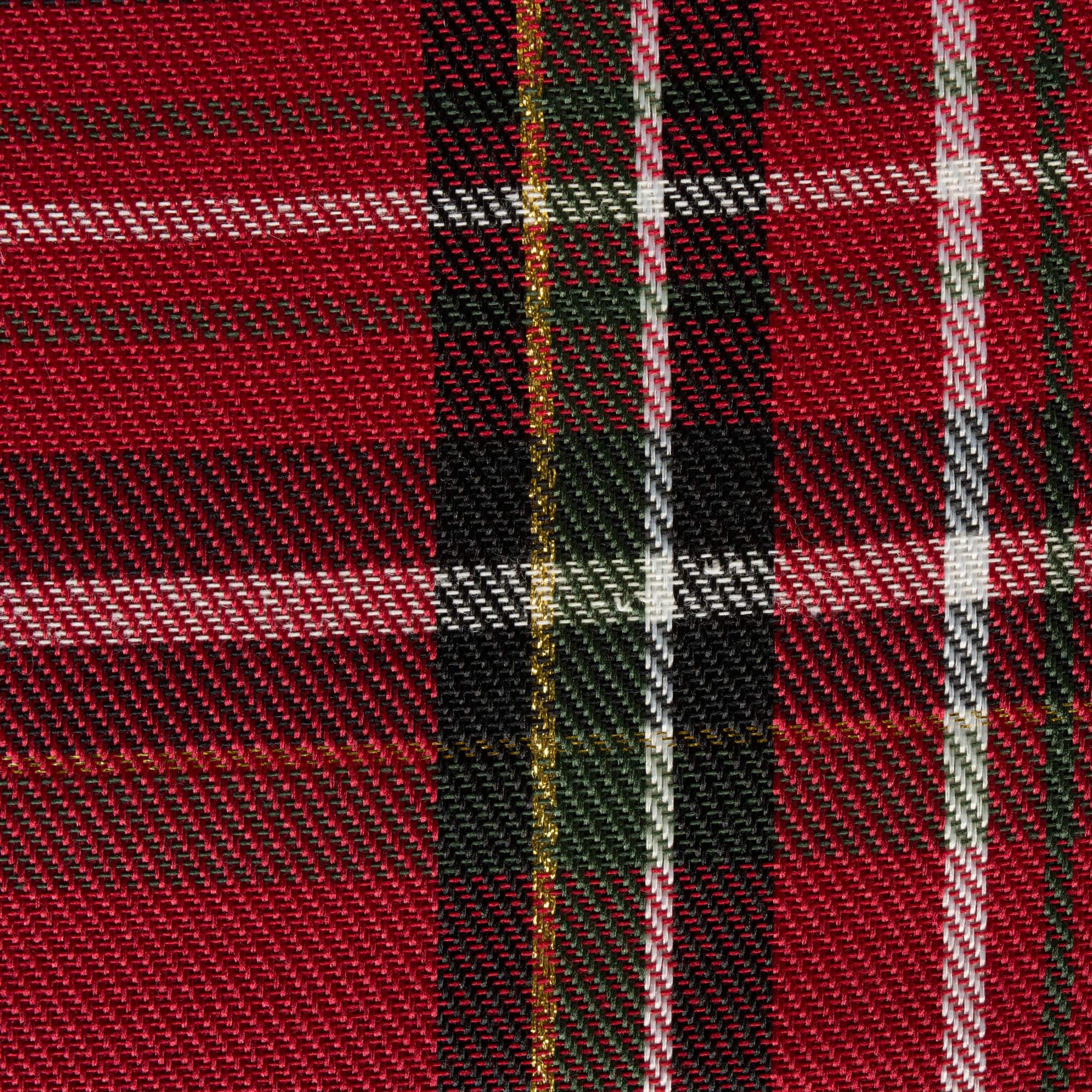 DII® 70" Round Holiday Metallic Plaid Tablecloth