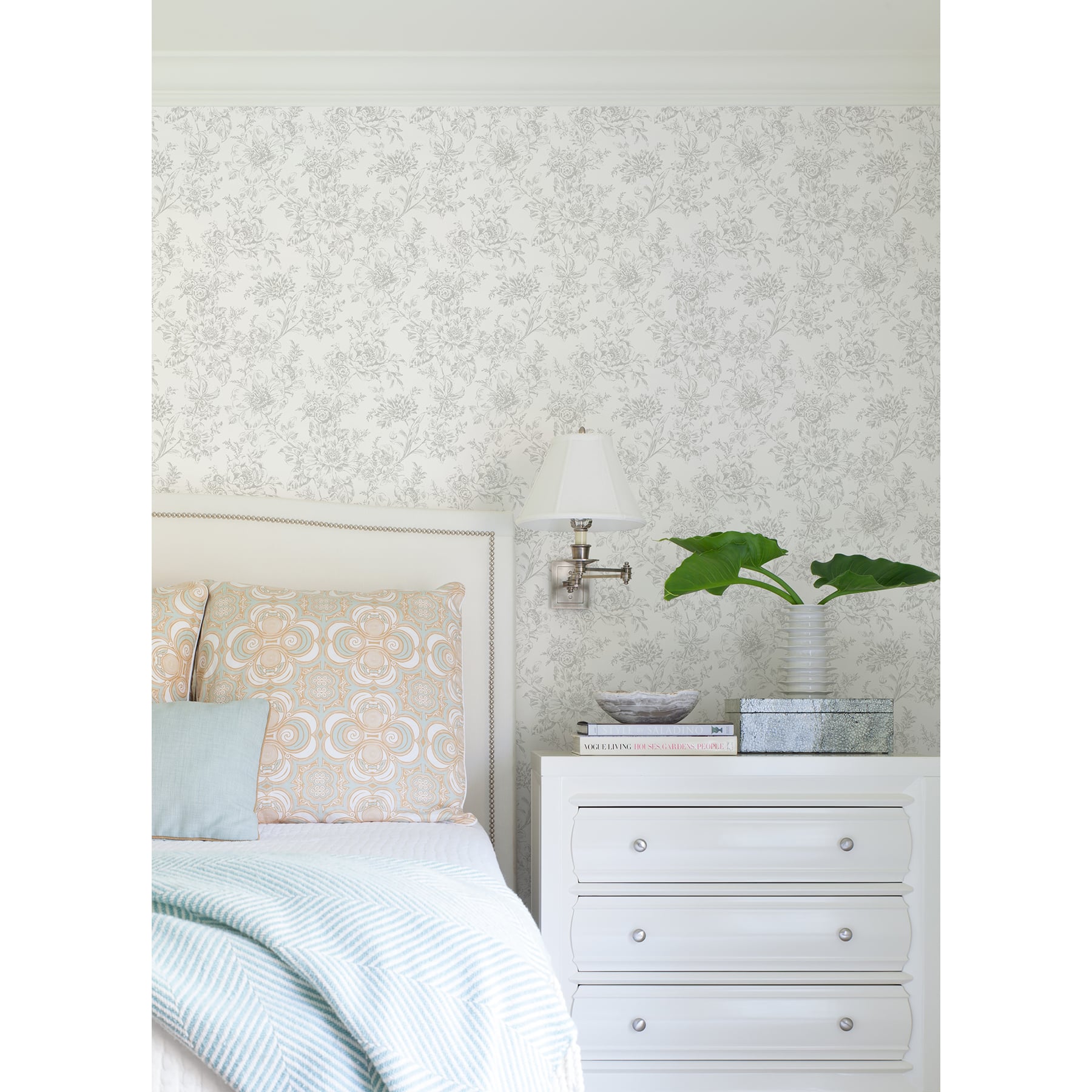 RoomMates Gray Wren Peel & Stick Wallpaper