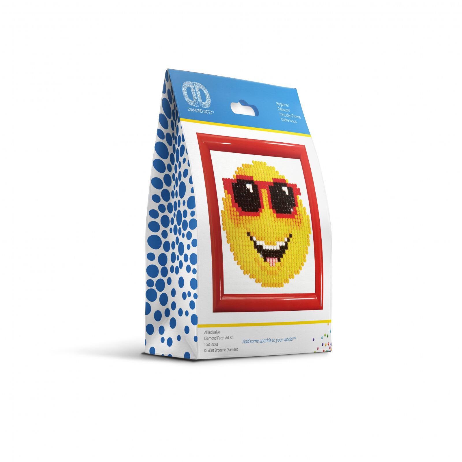 Diamond Dotz® Beginner Smiling Face with Frame Diamond Facet Art Kit