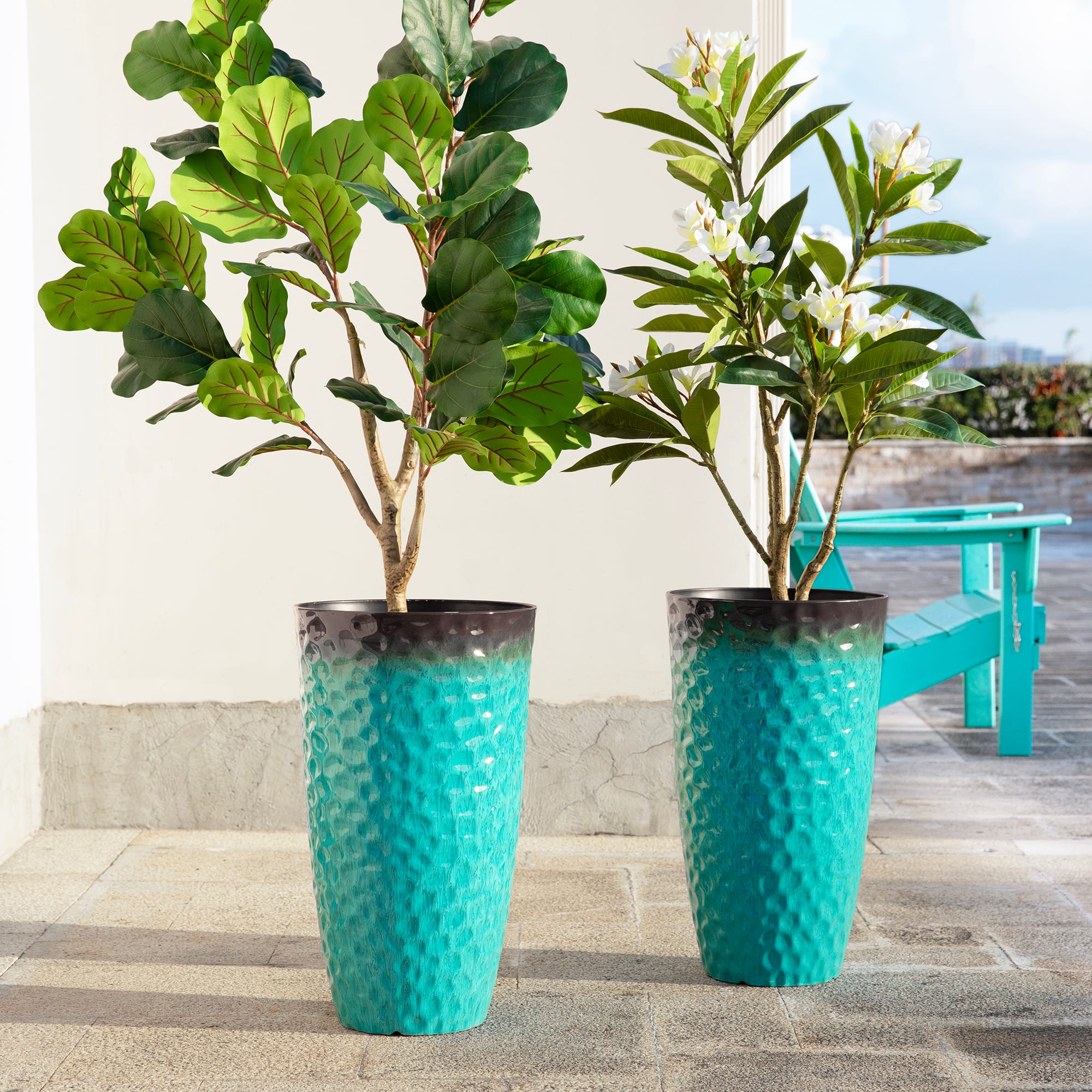 Glitzhome® Oversized Turquoise Honeycomb Textured Tall Plastic Planters