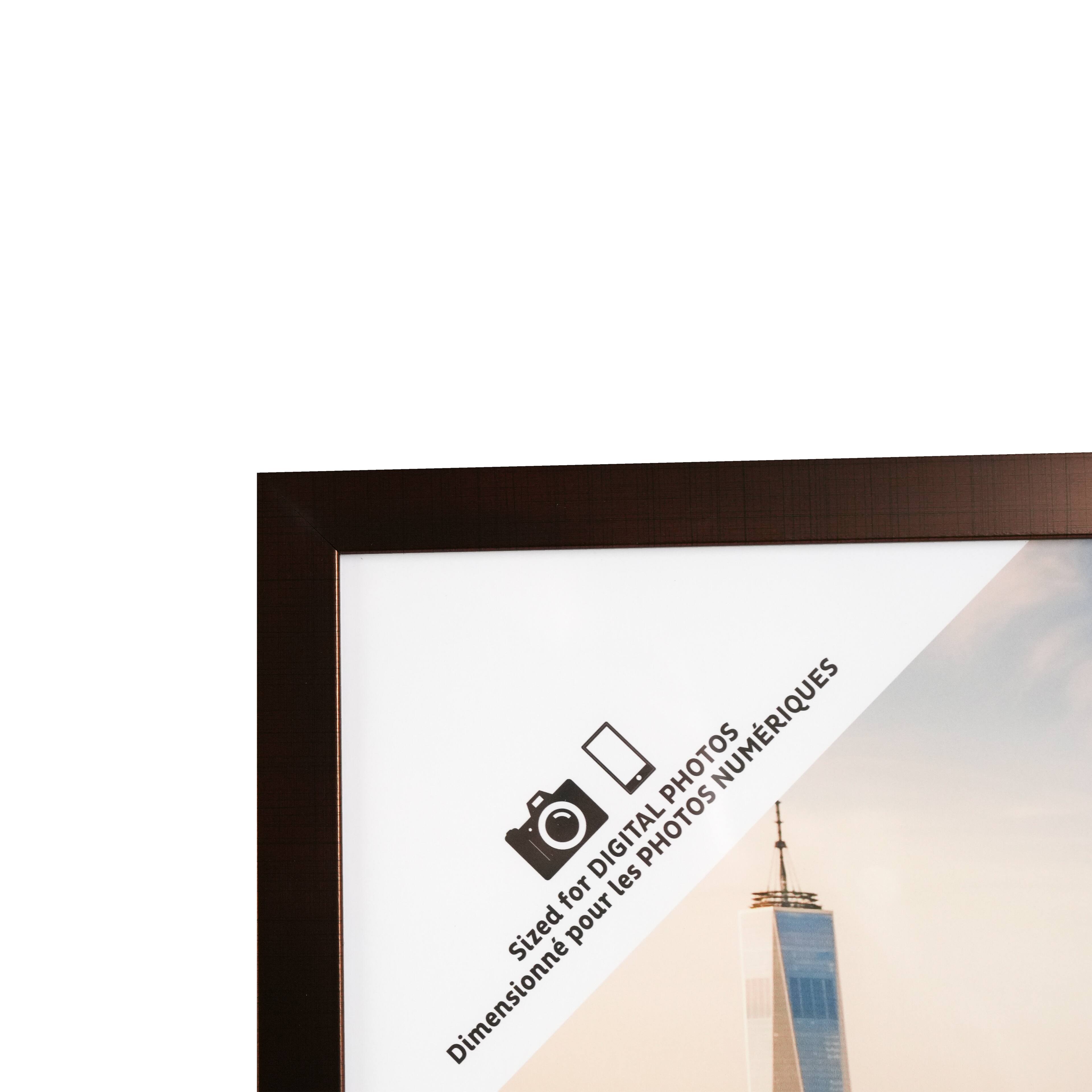Bronze Poster Frame by Studio Décor®
