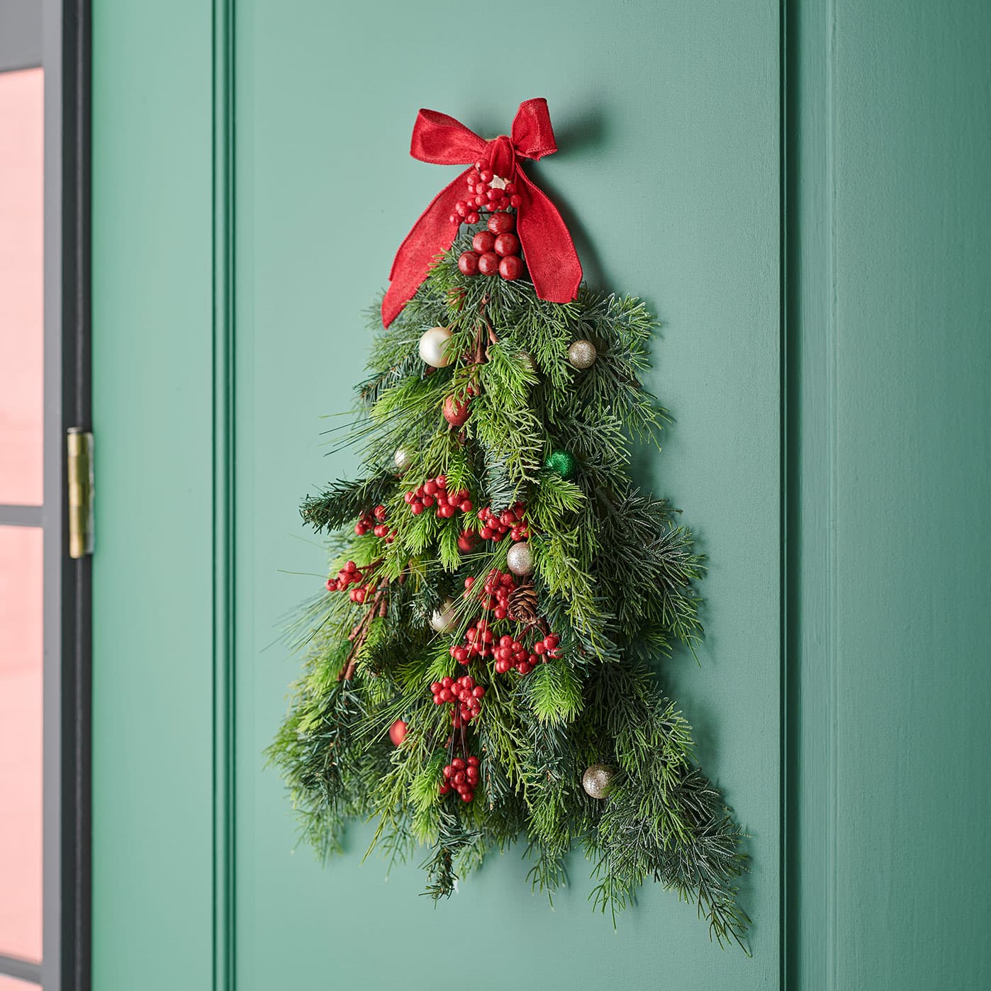Christmas Tree Door Hanger