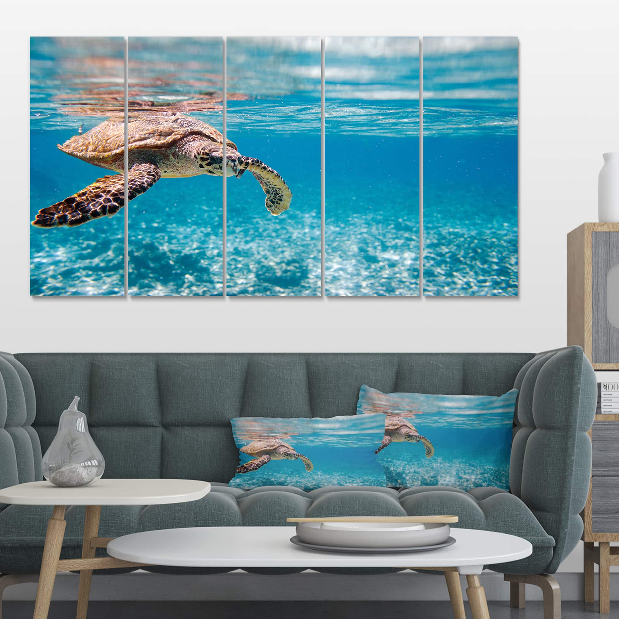 Designart - Large Hawksbill Sea Turtle