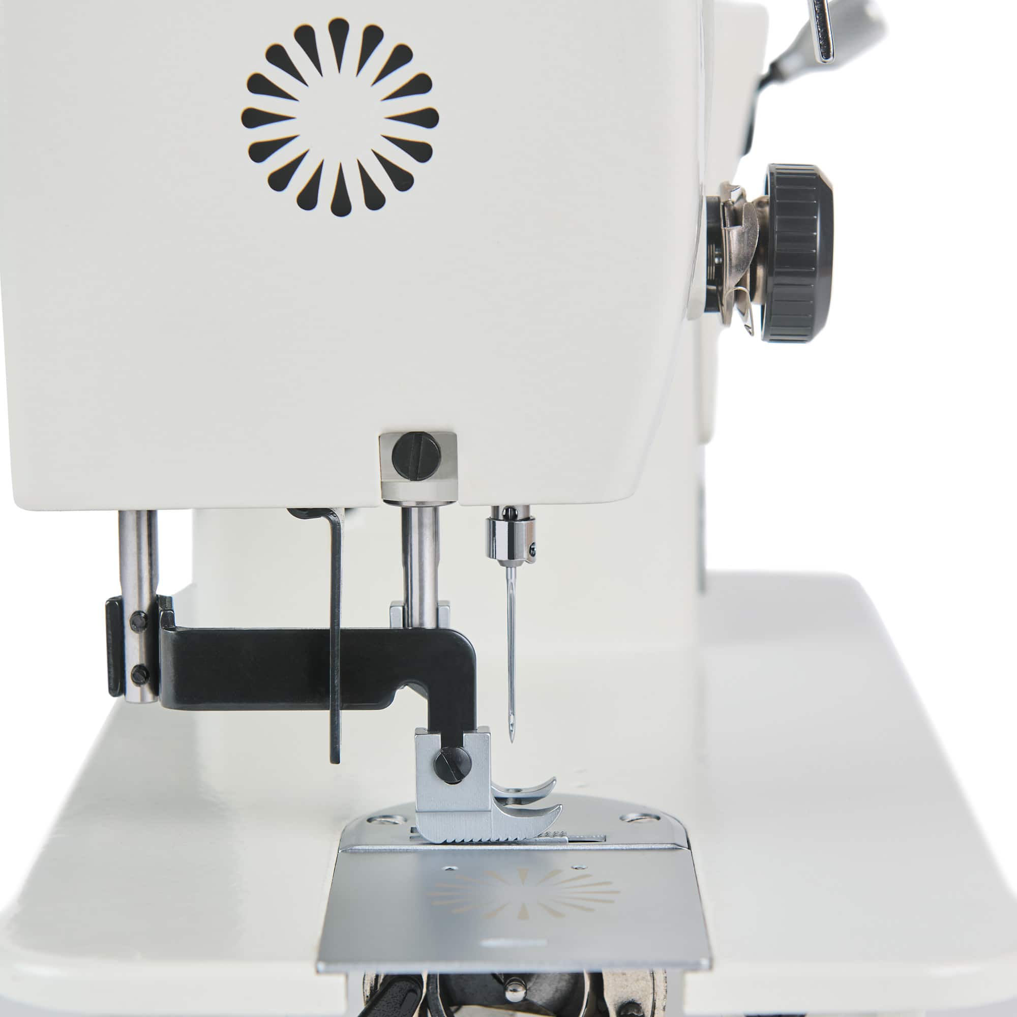 Barracuda™ Fit 500BW Straight Stitch Portable Walking Foot Sewing Machine for Heavy Material