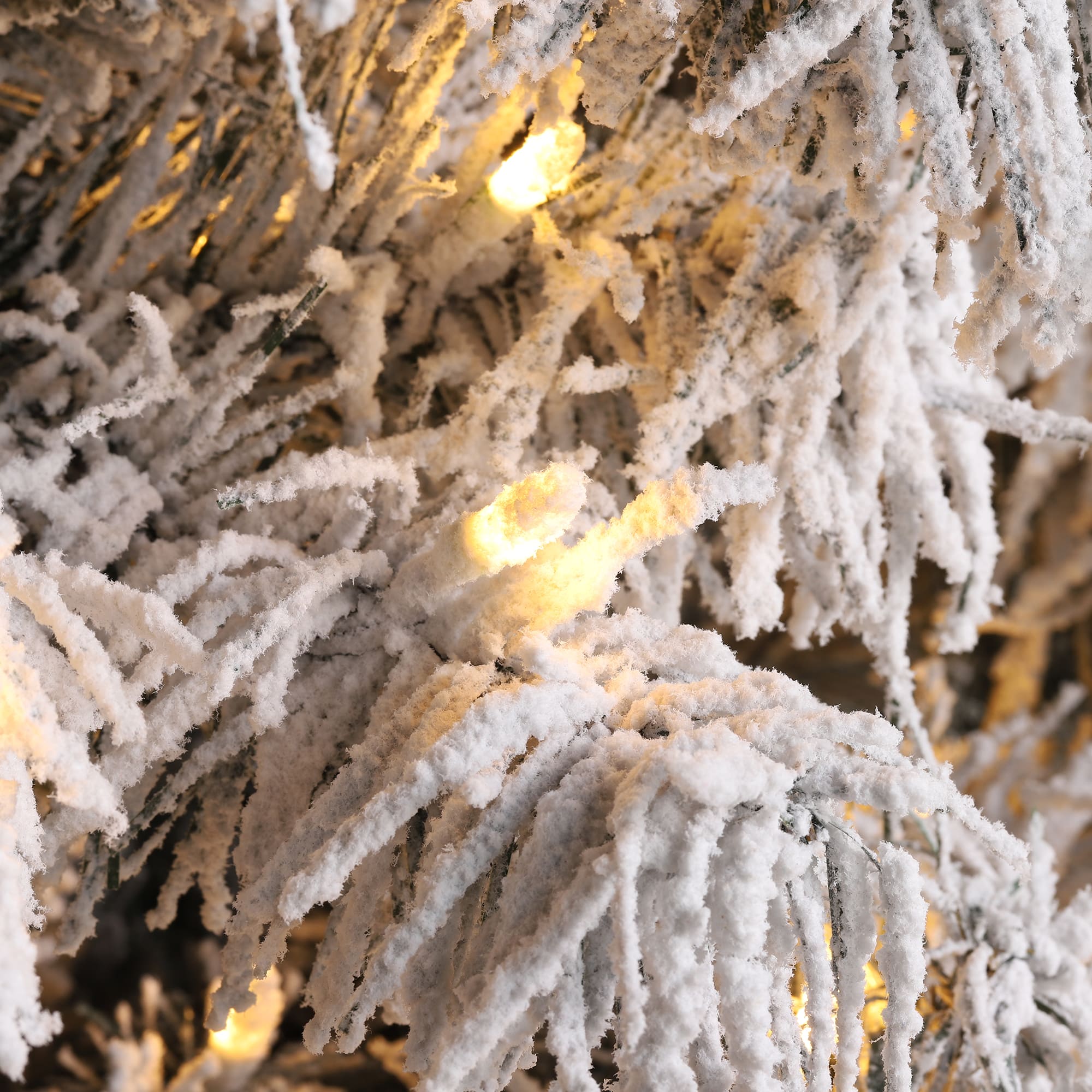 Glitzhome® 7.5ft Pre-Lit Flocked Full Spruce Artificial Christmas Tree, Warm White LED Lights