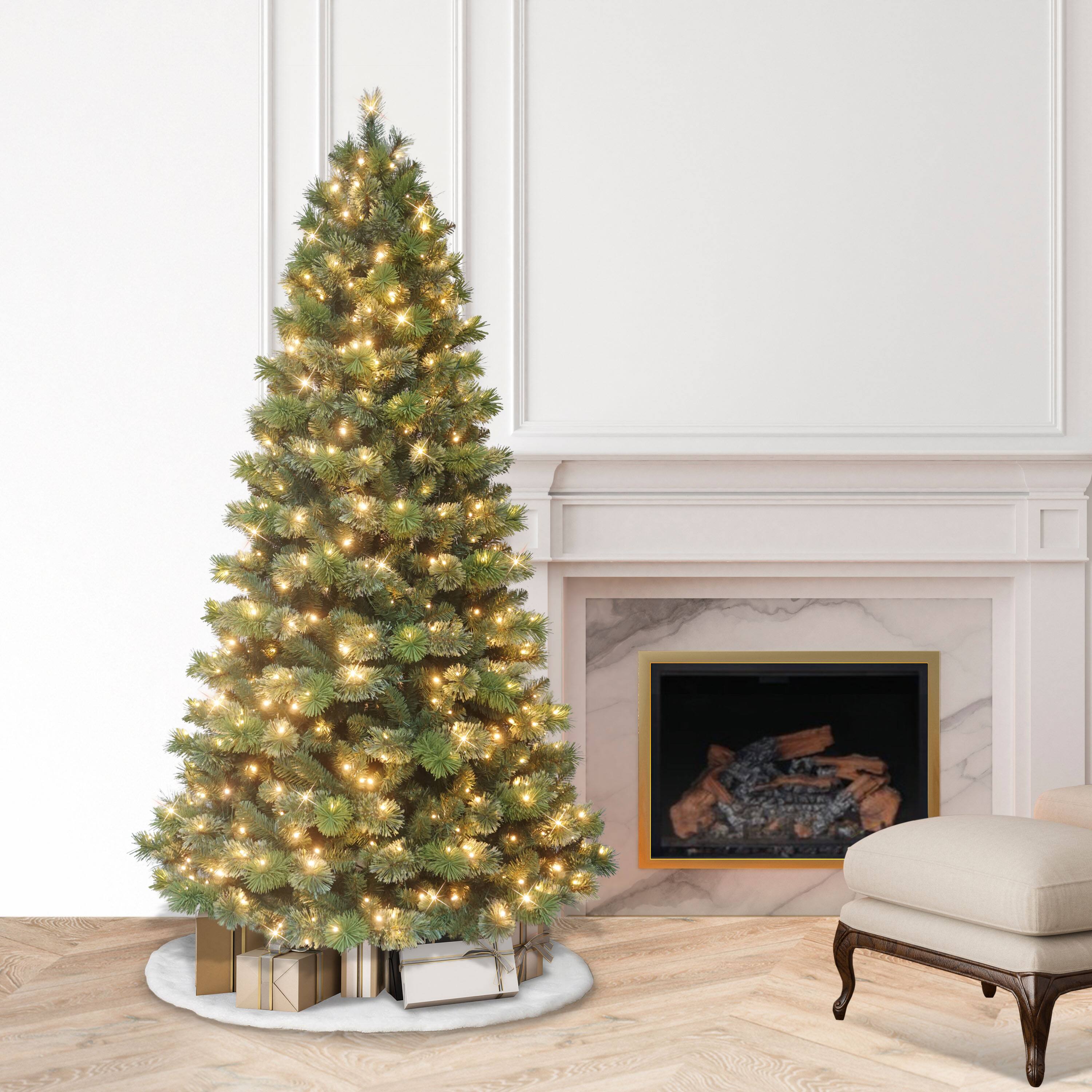6.5ft. Pre-Lit LED Oklahoma Pine Artificial Christmas Tree