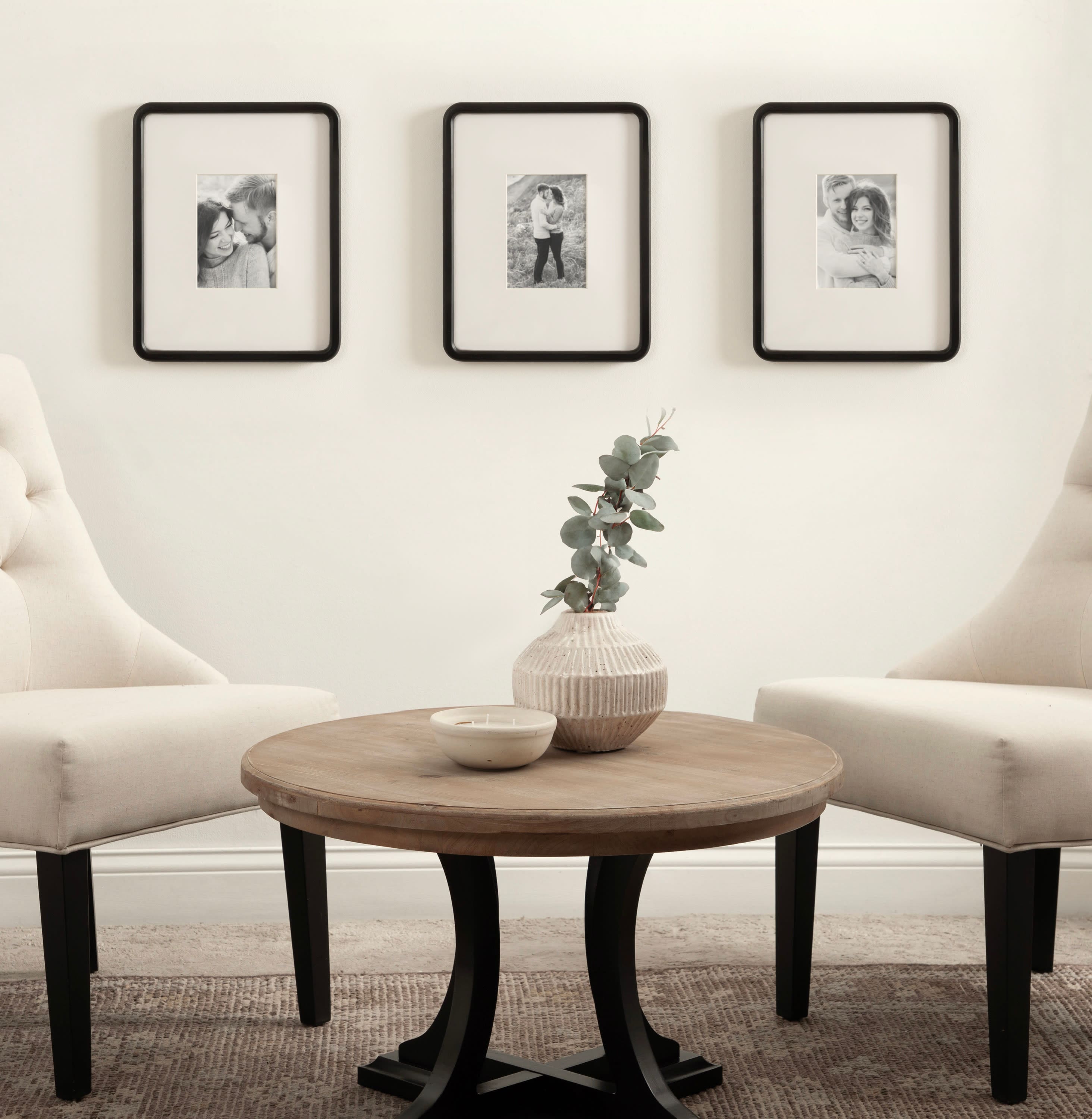 Kate and Laurel 11" x 14" Inglewood Picture Frames with 5" x 7" Mat