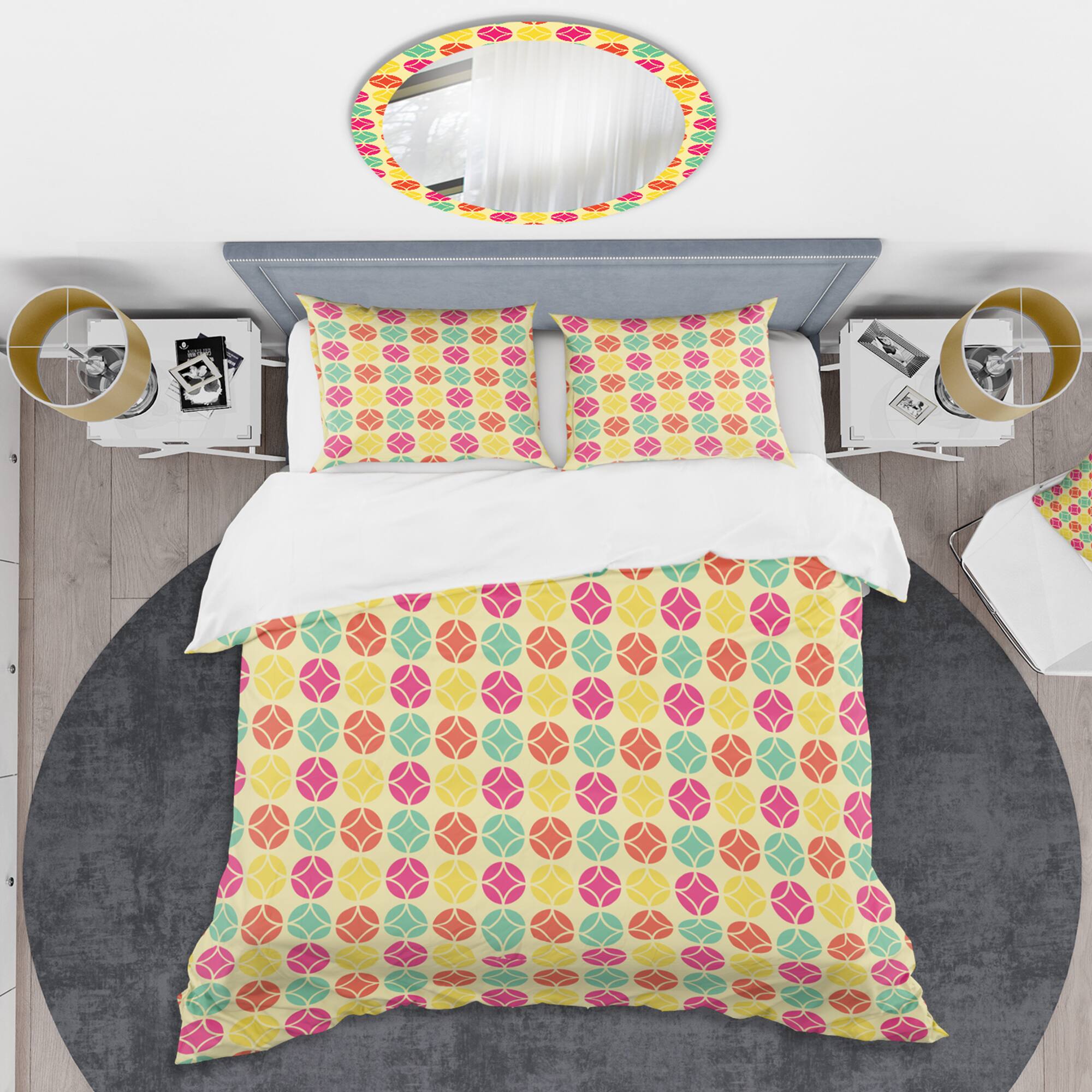 Designart 'Retro Circular Pattern VII' Mid-Century Duvet Cover Set