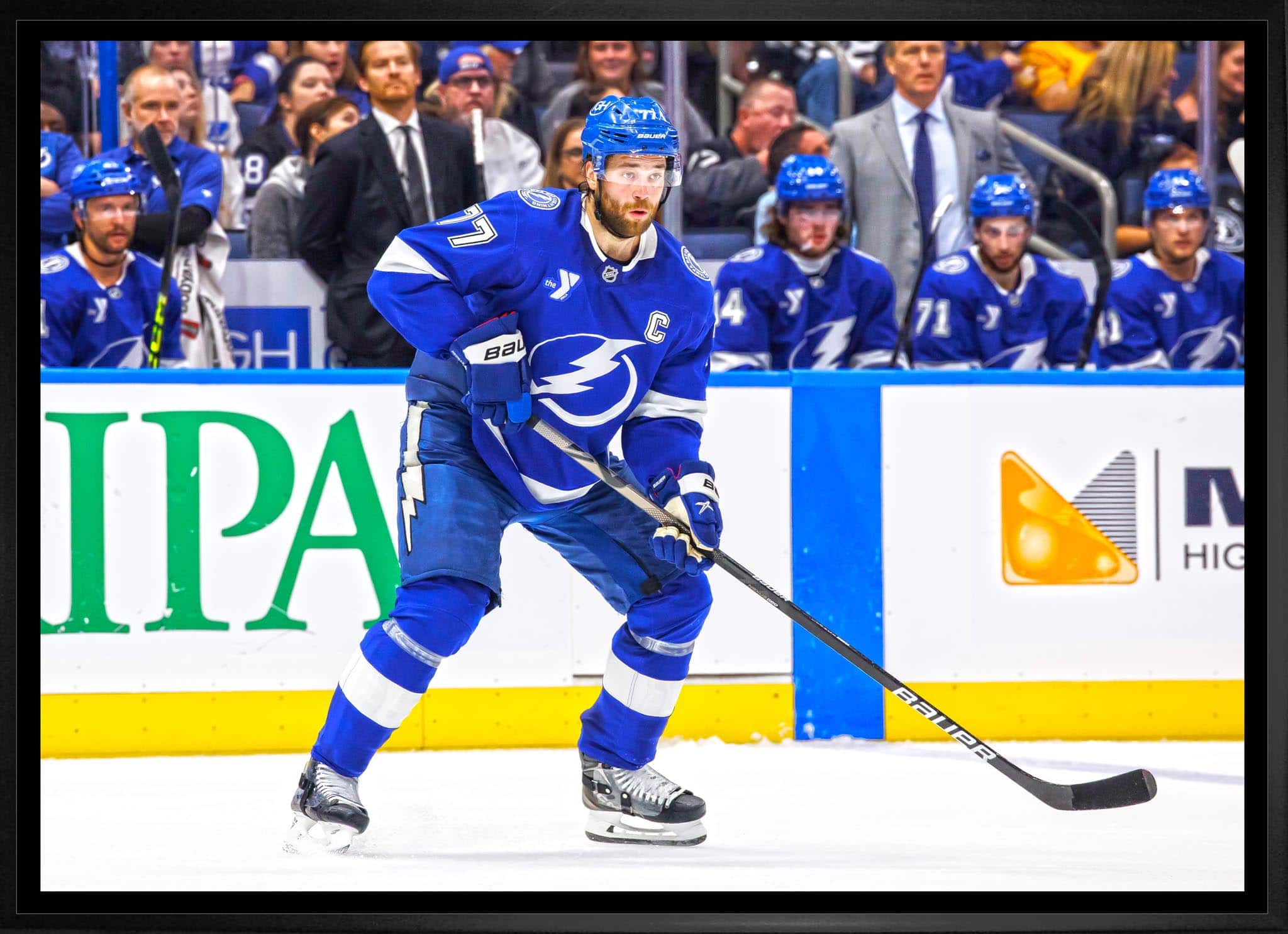Victor Hedman 20" x 29" Framed Canvas Tampa Bay Lightning 31.5" x 22.5"