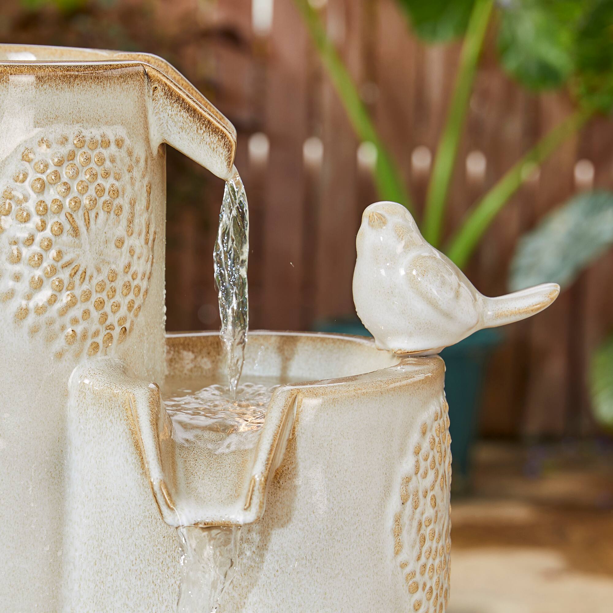 Glitzhome® 31.75" Beige 4-Tier Dandelion Texture Vase-Shaped Ceramic Outdoor Fountain with LED Light