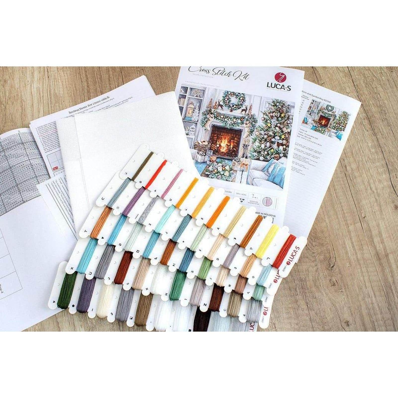 Luca-S Christmas Interior Counted Cross Stitch Kit