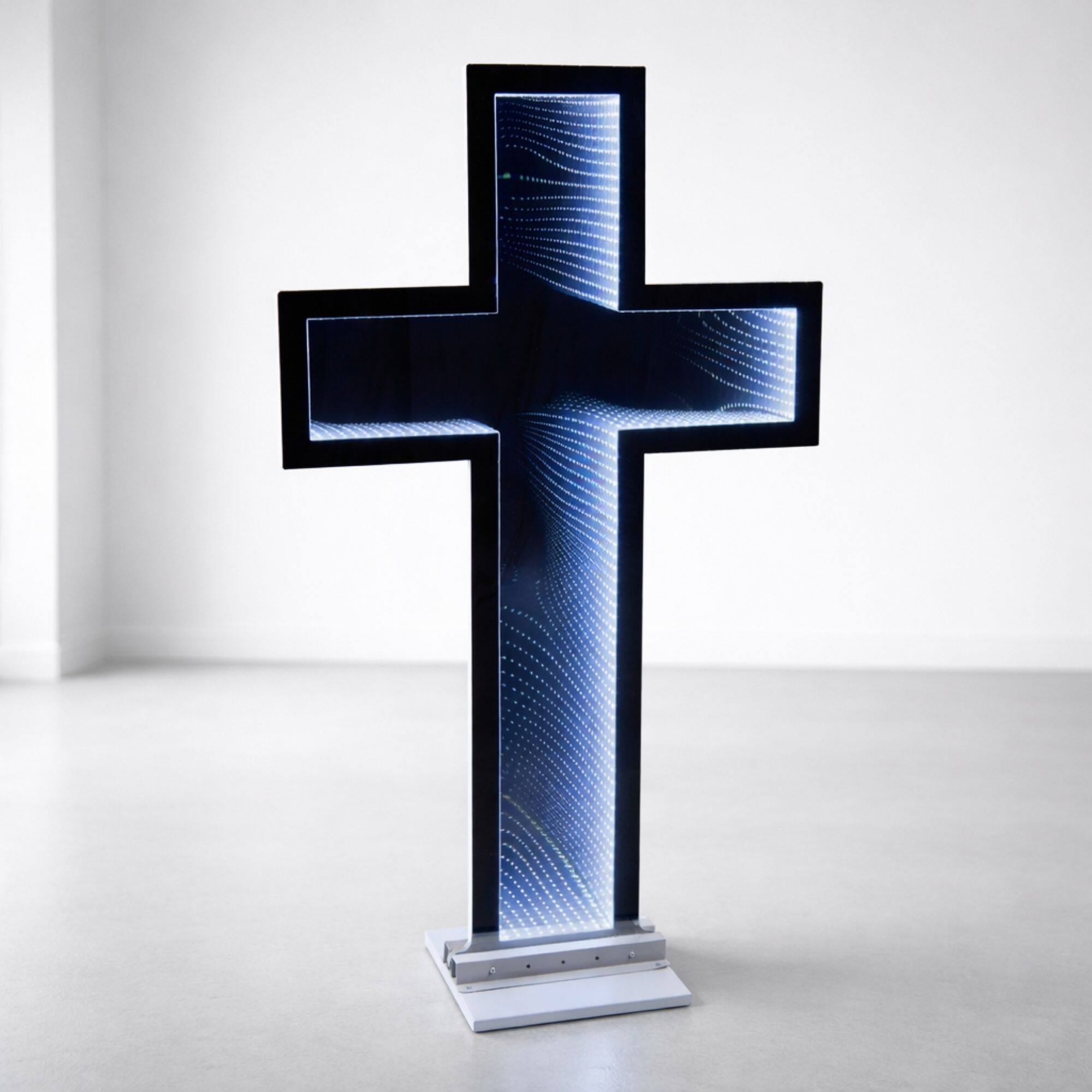 Melrose 48" Cross Ekkolight