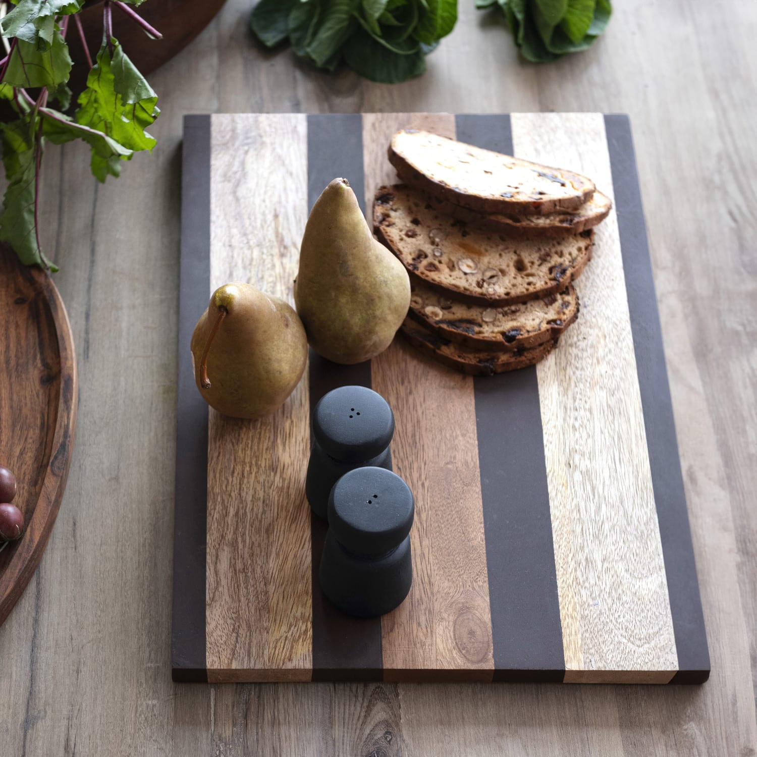 Hello Honey® 17" Rectangular Mango Wood Cheese & Cutting Board