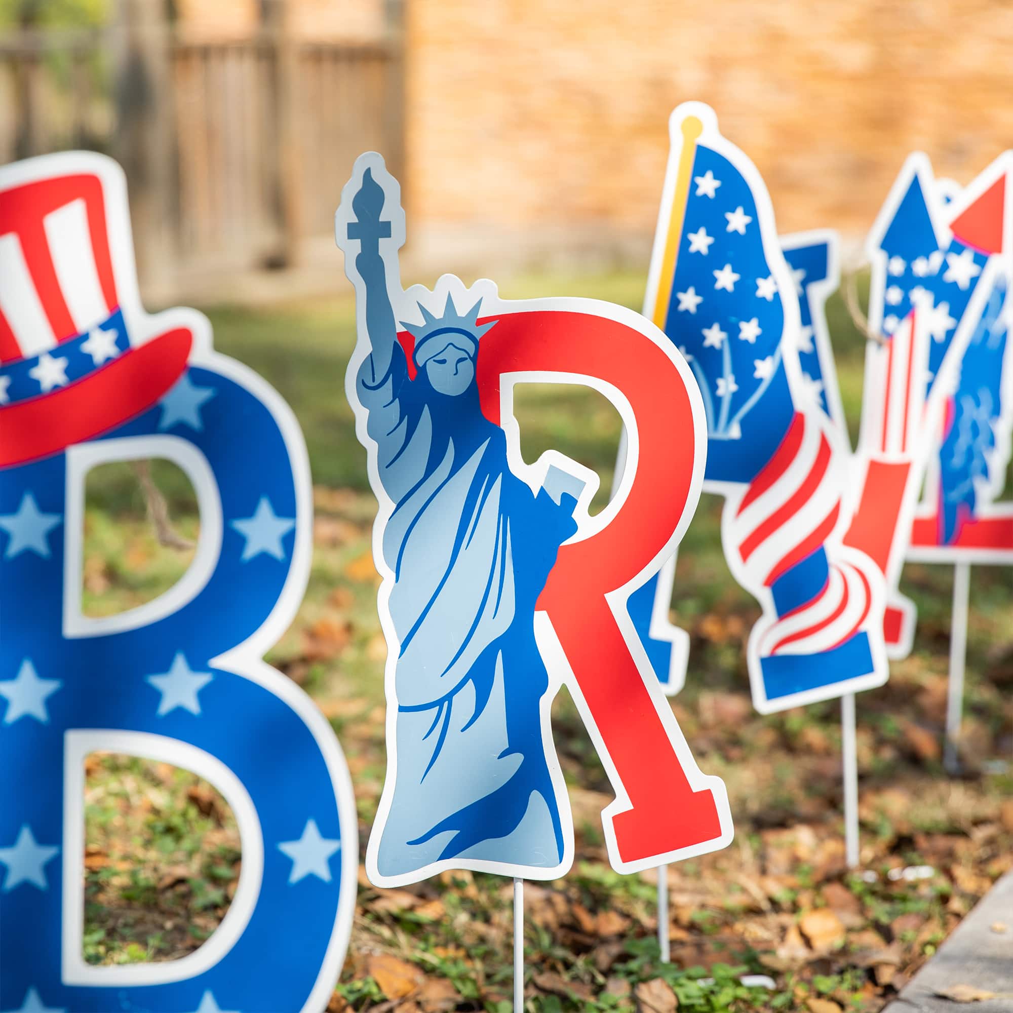 Glitzhome® 43" Patriotic America Brave Yard Stake Set