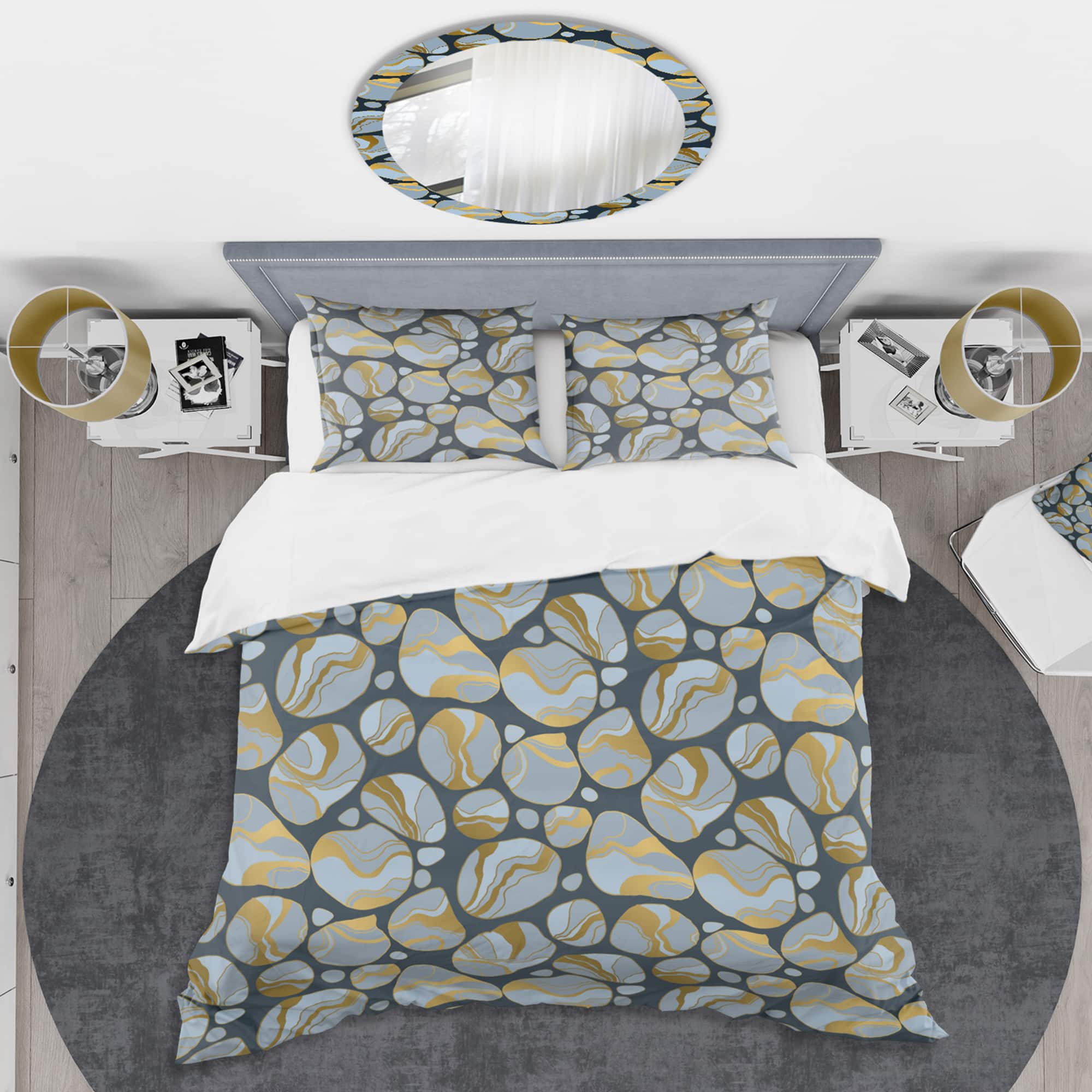 Designart 'Golden Marble Design IV' Mid-Century Duvet Cover Set