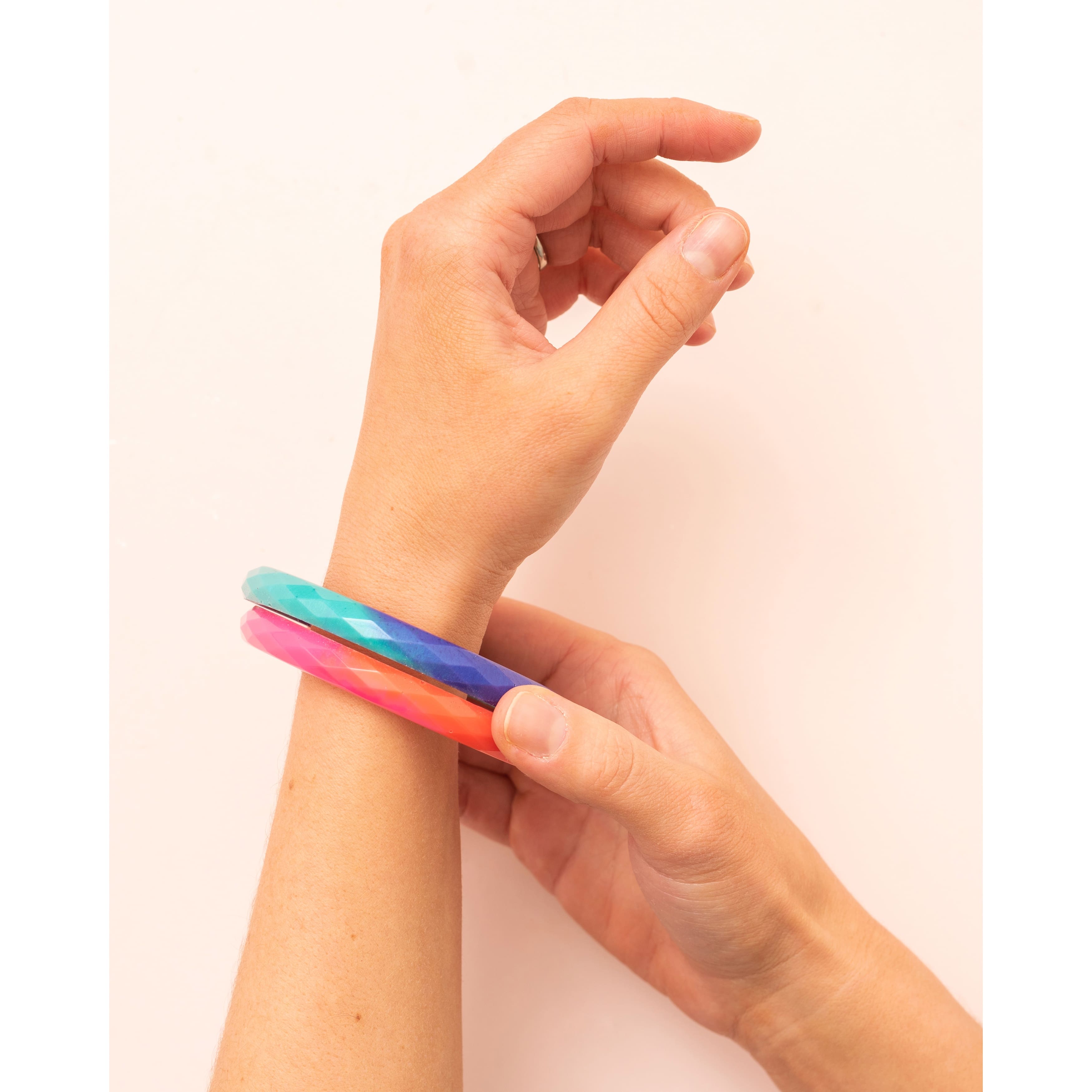 Color Pour Resin 3.25" Mold-Facet Bangle Bracelet