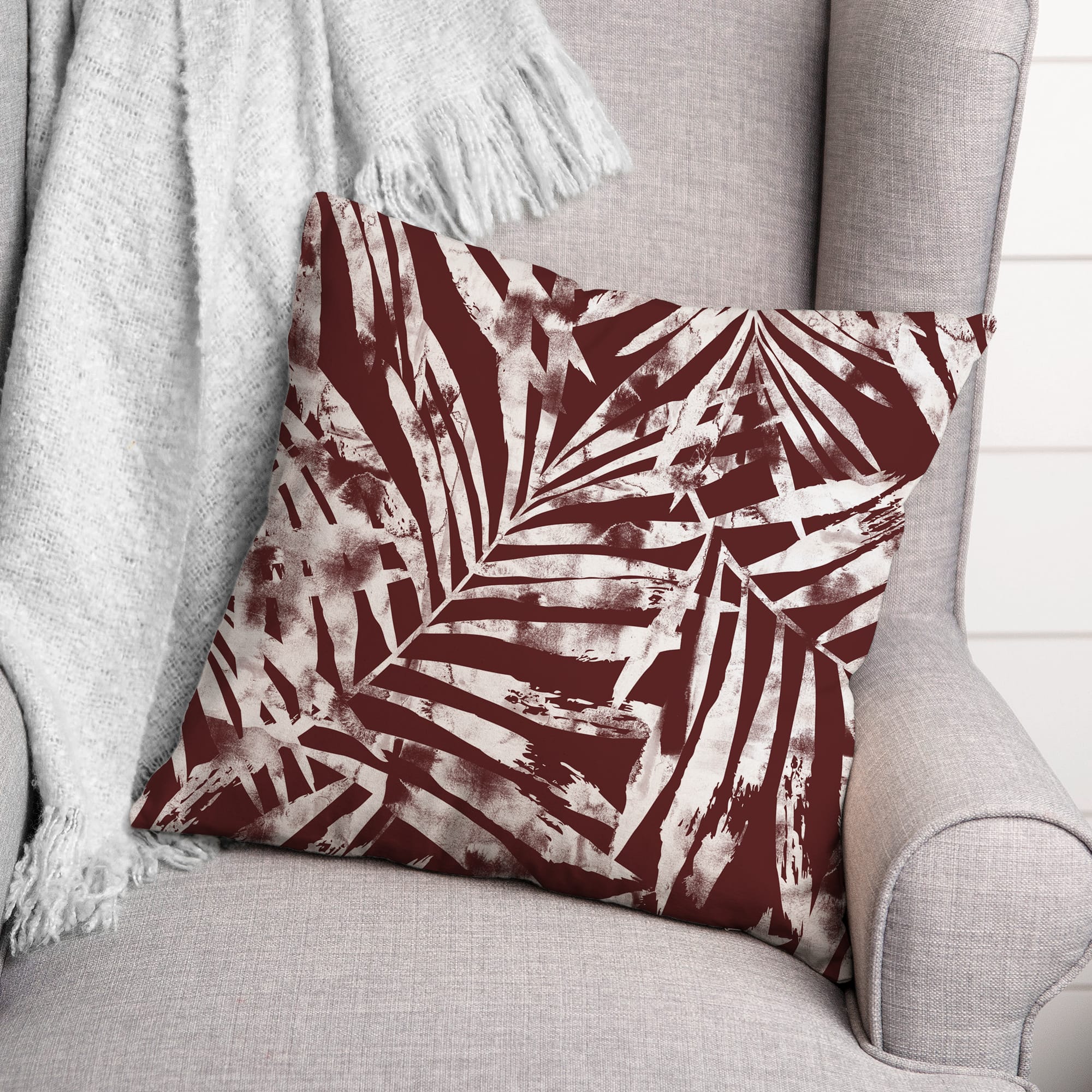 18" x 18" Distressed Leaves Indoor/Outdoor Throw Pillow