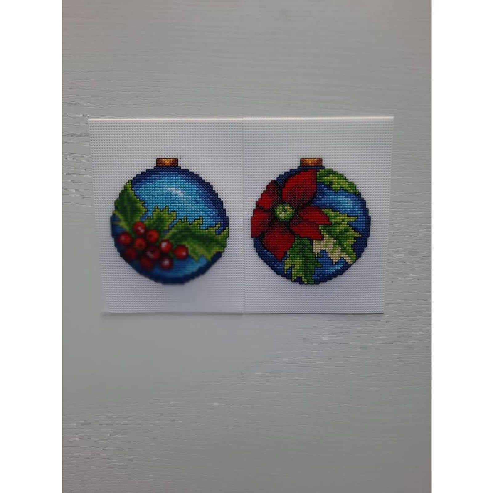 Crafting Spark Christmas Ornaments Plastic Canvas Counted Cross Stitch Kit