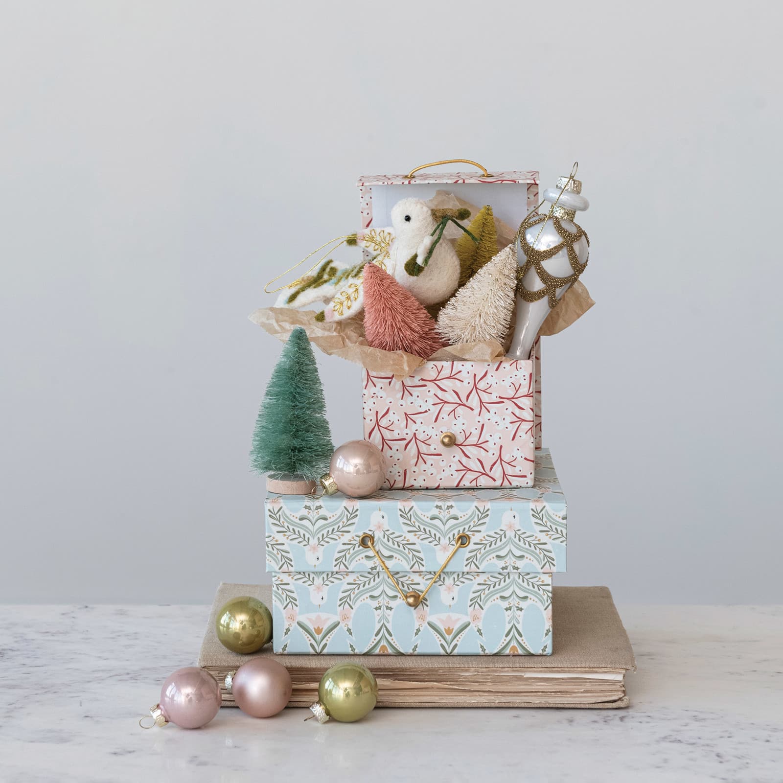 Hello Honey Berry & Dove Printed Paper Gift Boxes, 2ct.